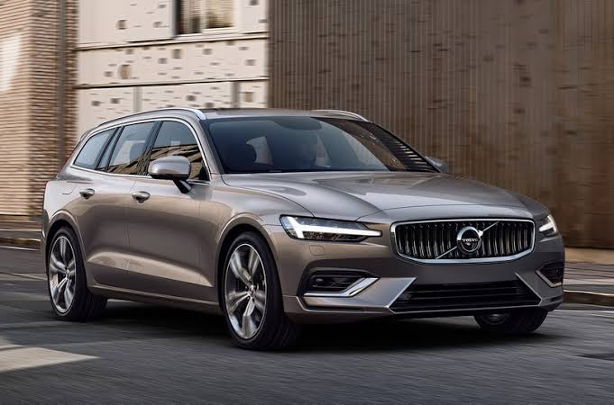 volvo V60 R