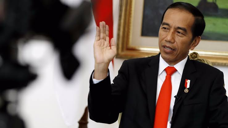 memberantas aksi teroris