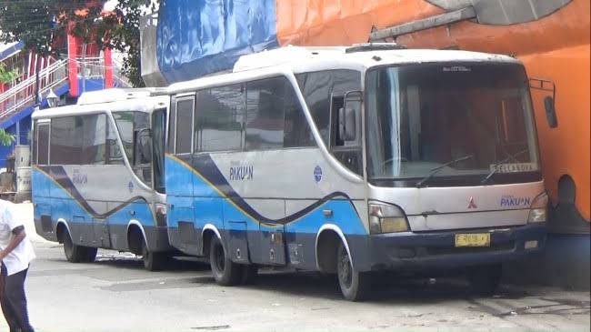 armada bus Transpakuan