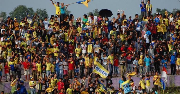 sengketa stadion benteng Tangerang04
