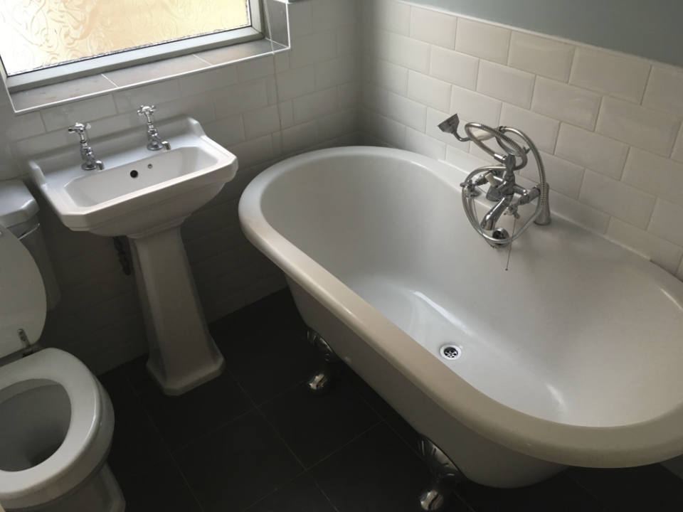 Luxury Bathroom Fitters in Wirral Peninsula Plumbers