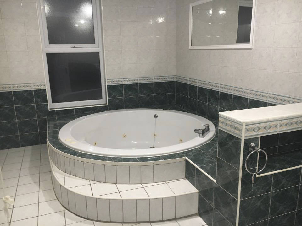 Luxury Bathroom Fitters in Wirral Peninsula Plumbers
