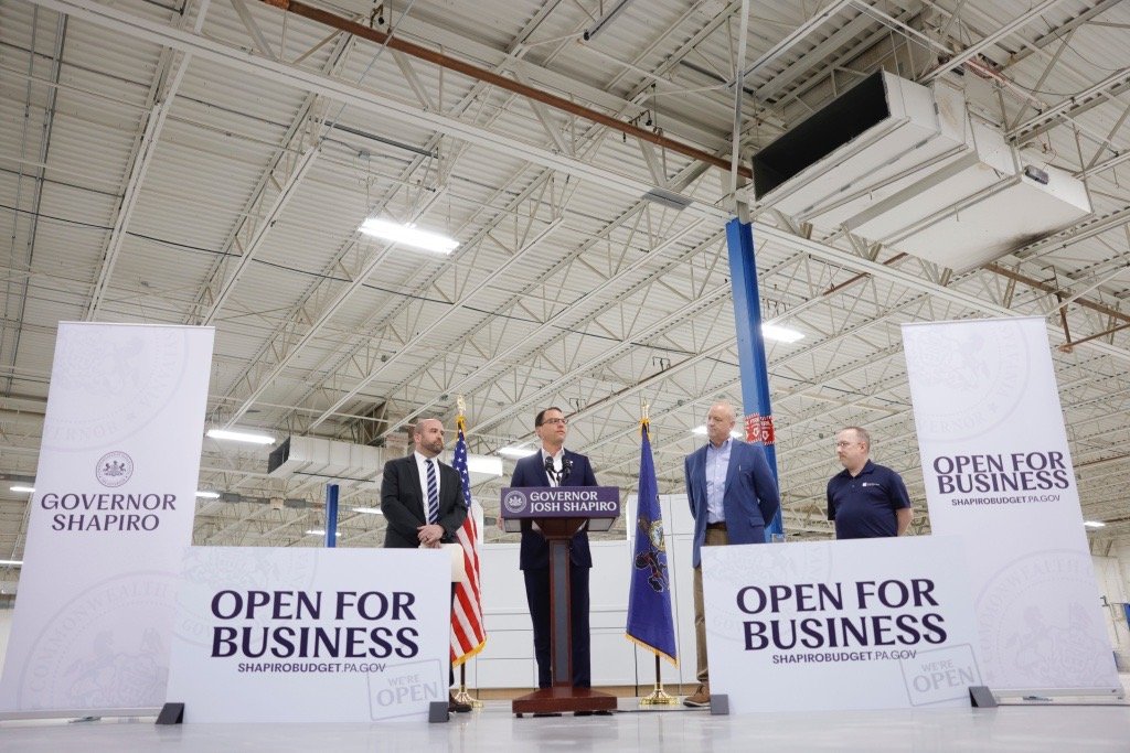 Governor Tours Expansion in Huntingdon County to Create
