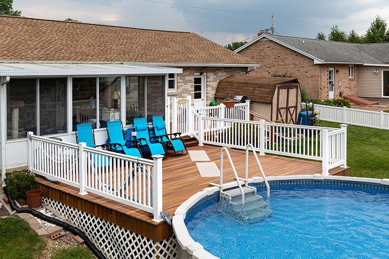 The Gilson's Deck Penryn Builders LLC