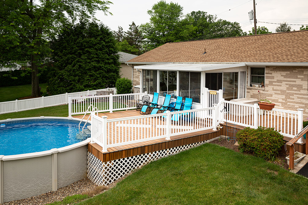 The Gilson's Deck Penryn Builders LLC