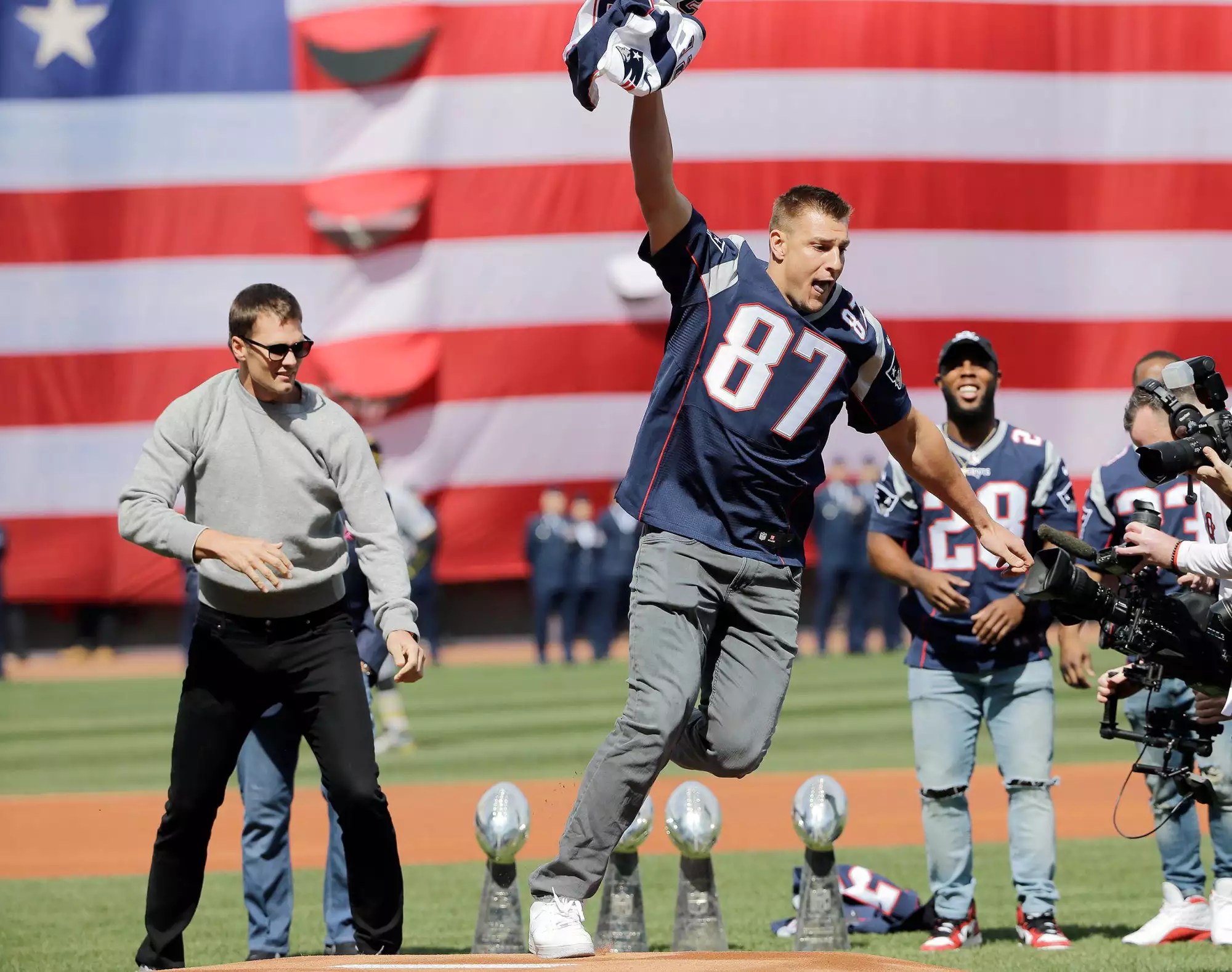Rob Gronkowski,Tom Brady