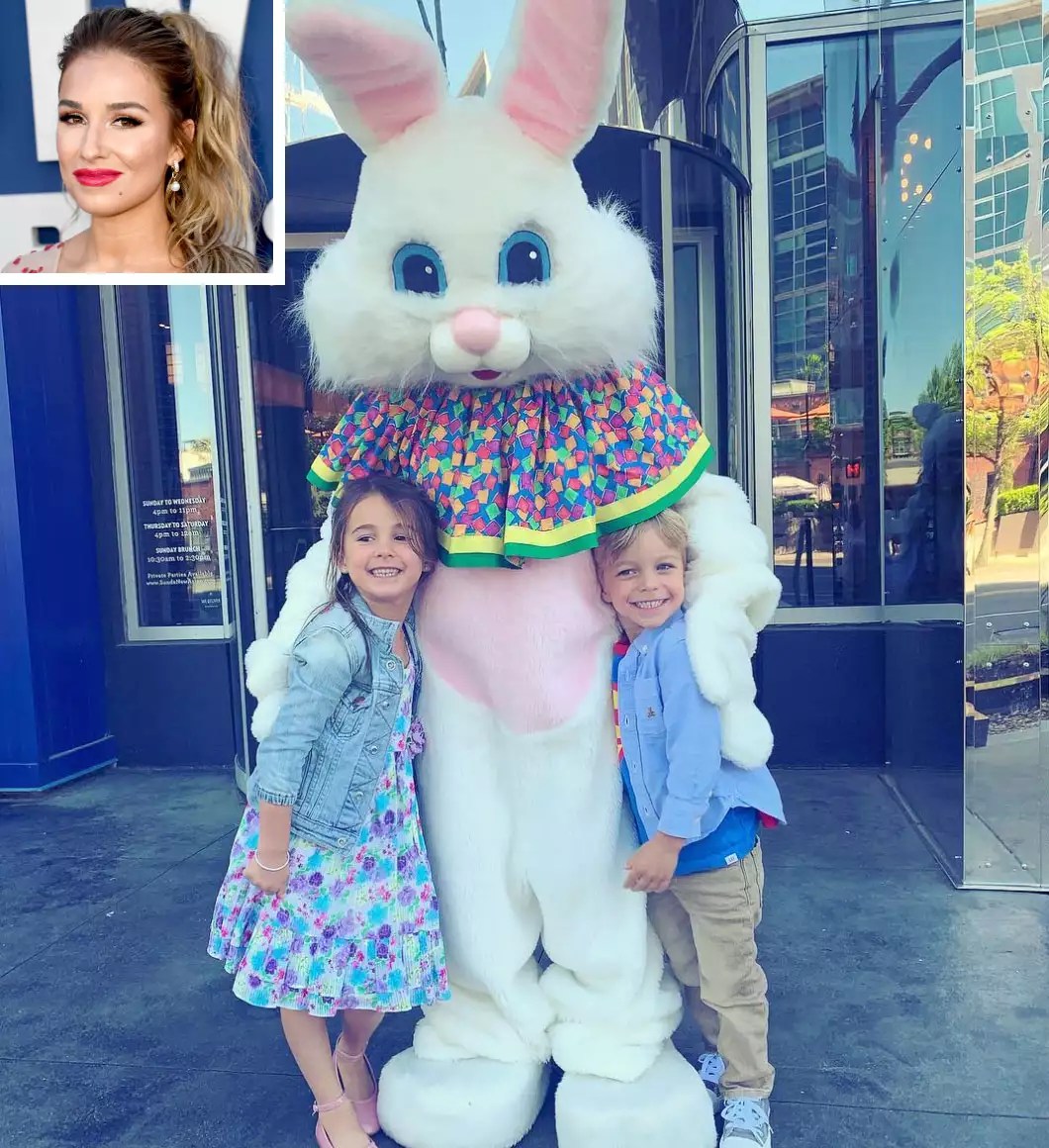 Jessie James Decker Easter