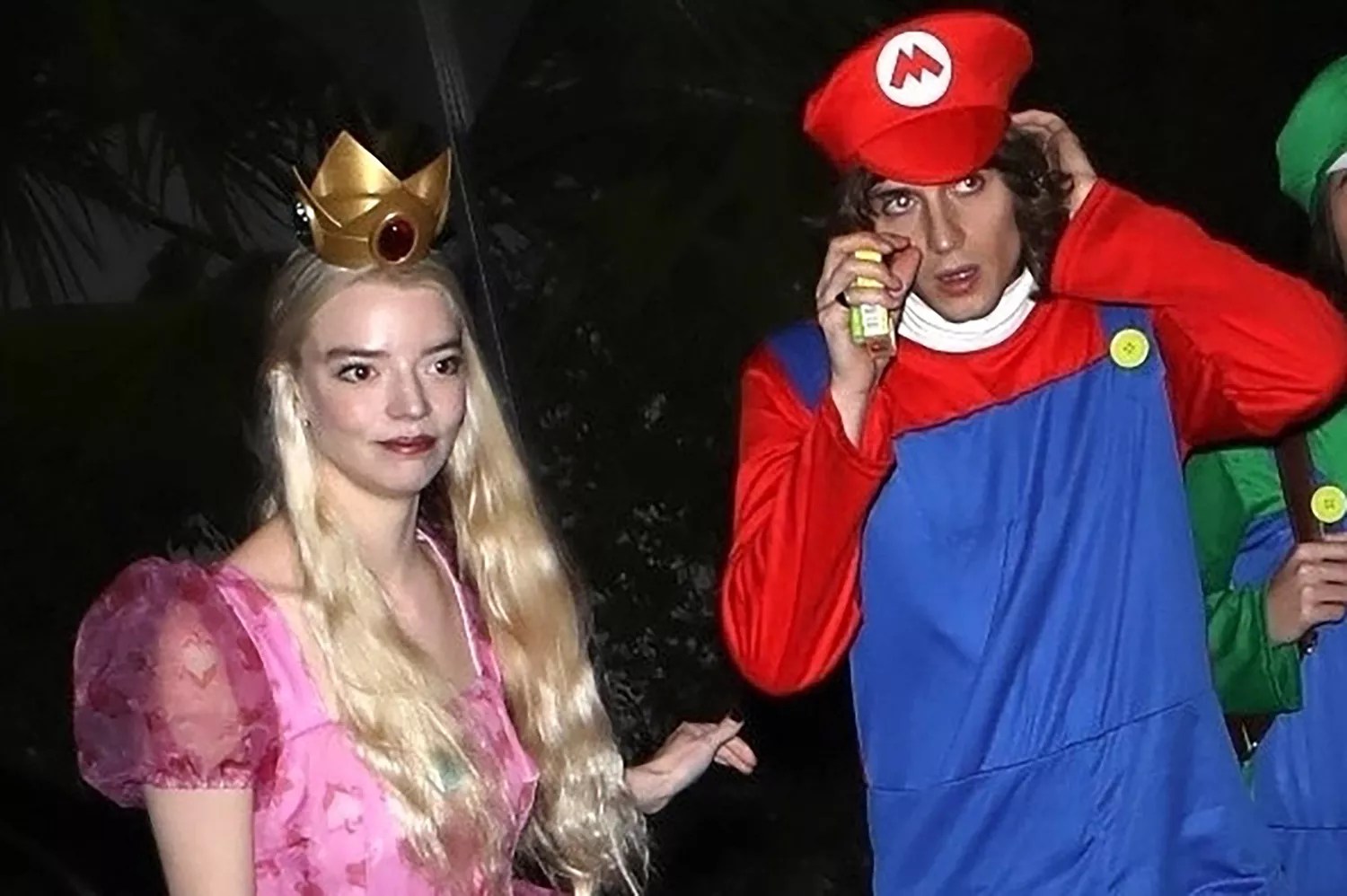 Los Angeles, CA - Actress Anya Taylor-Joy shows off her adorable Princess Peach costume from the Super Mario Bros video games while attending a Halloween party with friends in West Hollywood. Pictured: Anya Taylor-Joy BACKGRID USA 29 OCTOBER 2022 USA: +1 310 798 9111 / usasales@backgrid.com UK: +44 208 344 2007 / uksales@backgrid.com <em>UK Clients - Pictures Containing Children Please Pixelate Face Prior To Publication</em>