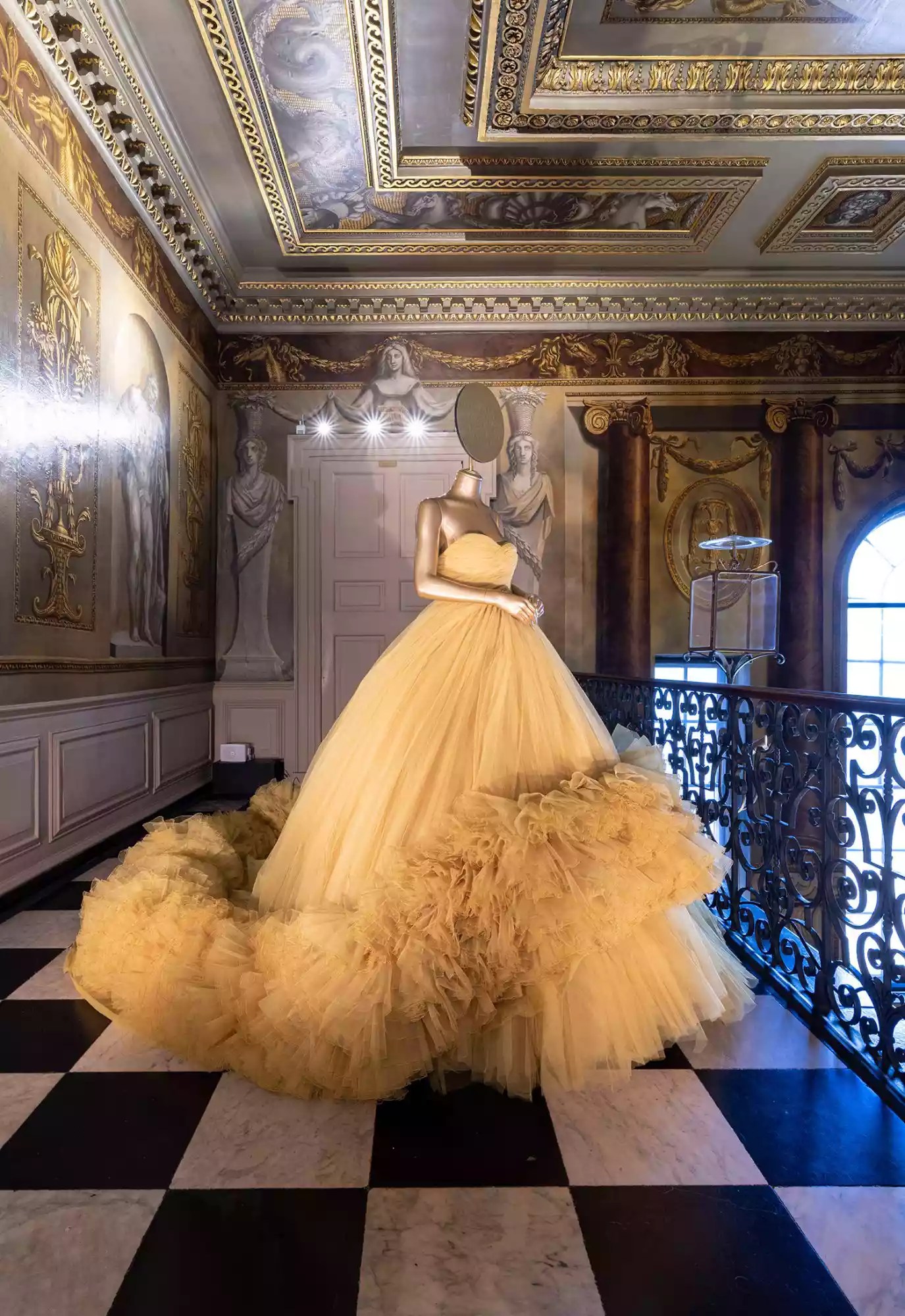 Blake Lively&rsquo;s Met Gala Gown and Beyonce&rsquo;s Most Regal Look Are Displayed at New Kensington Palace Exhibit