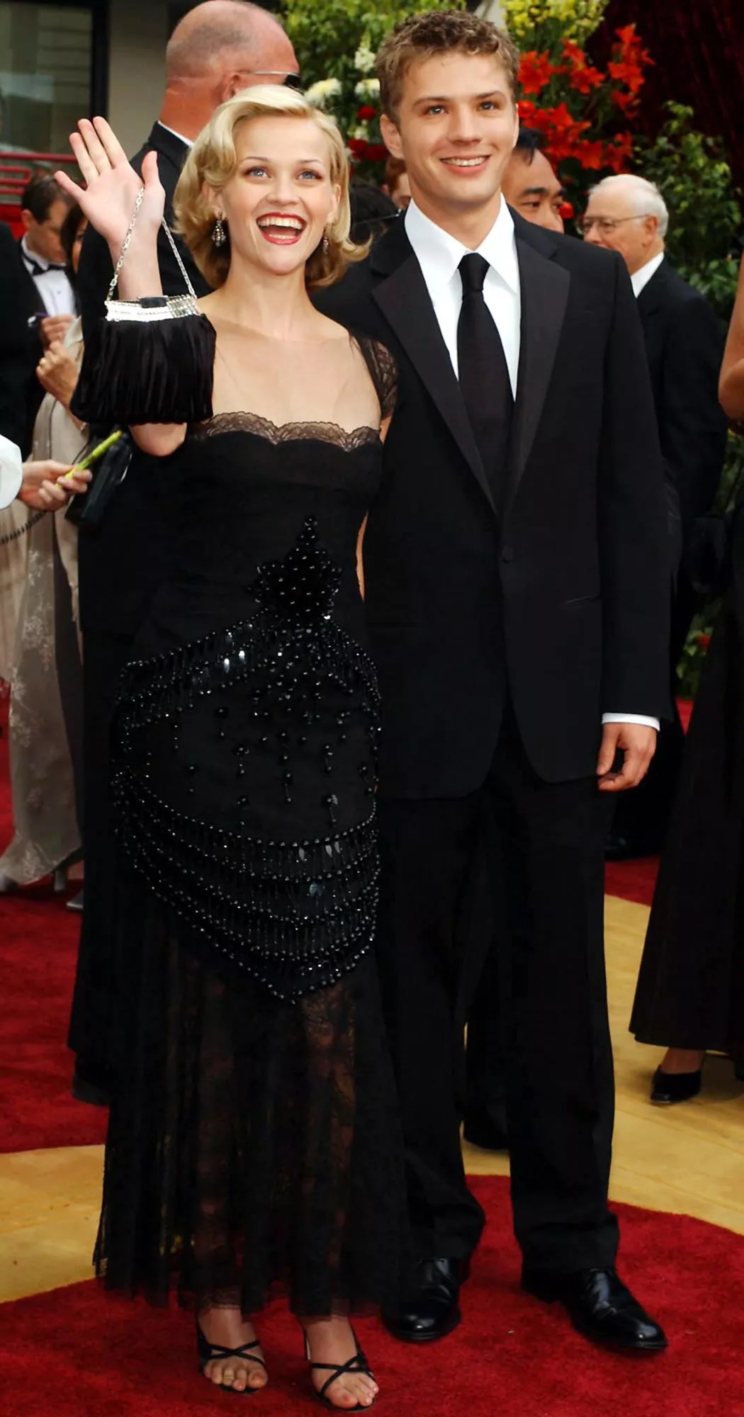 Ryan Phillippe (R) and Reese Witherspoon arrive at the 74th Annual Academy Awards at the Kodak Theater in Hollywood, CA, 24 March 2002