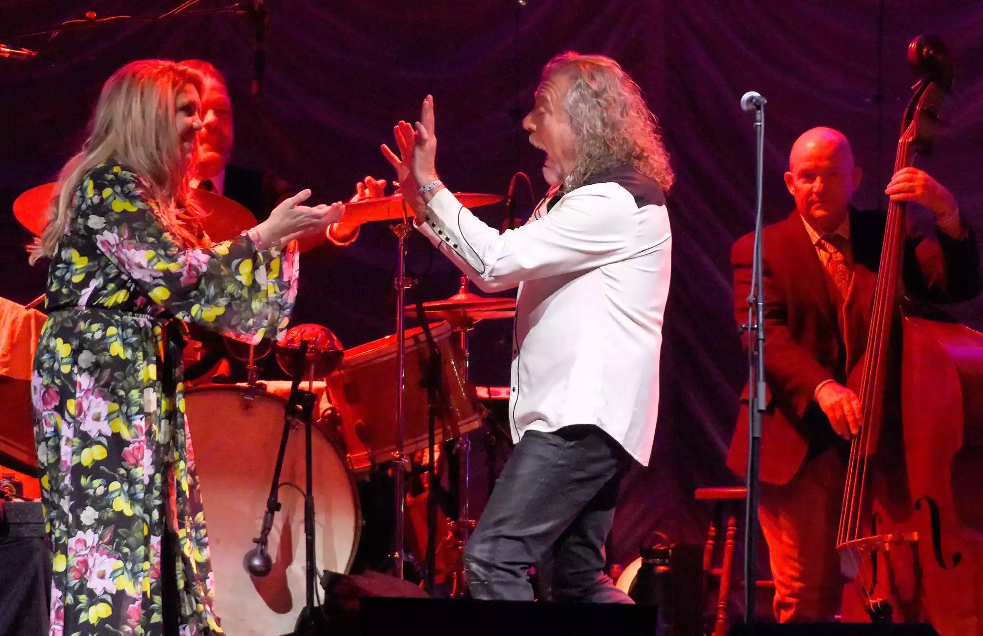 STATELINE, NEVADA - AUGUST 20: Alison Krauss (L) and Robert Plant perform in support of their &ldquo;Raise the Roof&rdquo; release on Robert Plant&rsquo;s birthday at Harvey&rsquo;s Lake Tahoe Outdoor Amphitheater on August 20, 2022 in Stateline, Nevada. (Photo by Tim Mosenfelder/Getty Images)