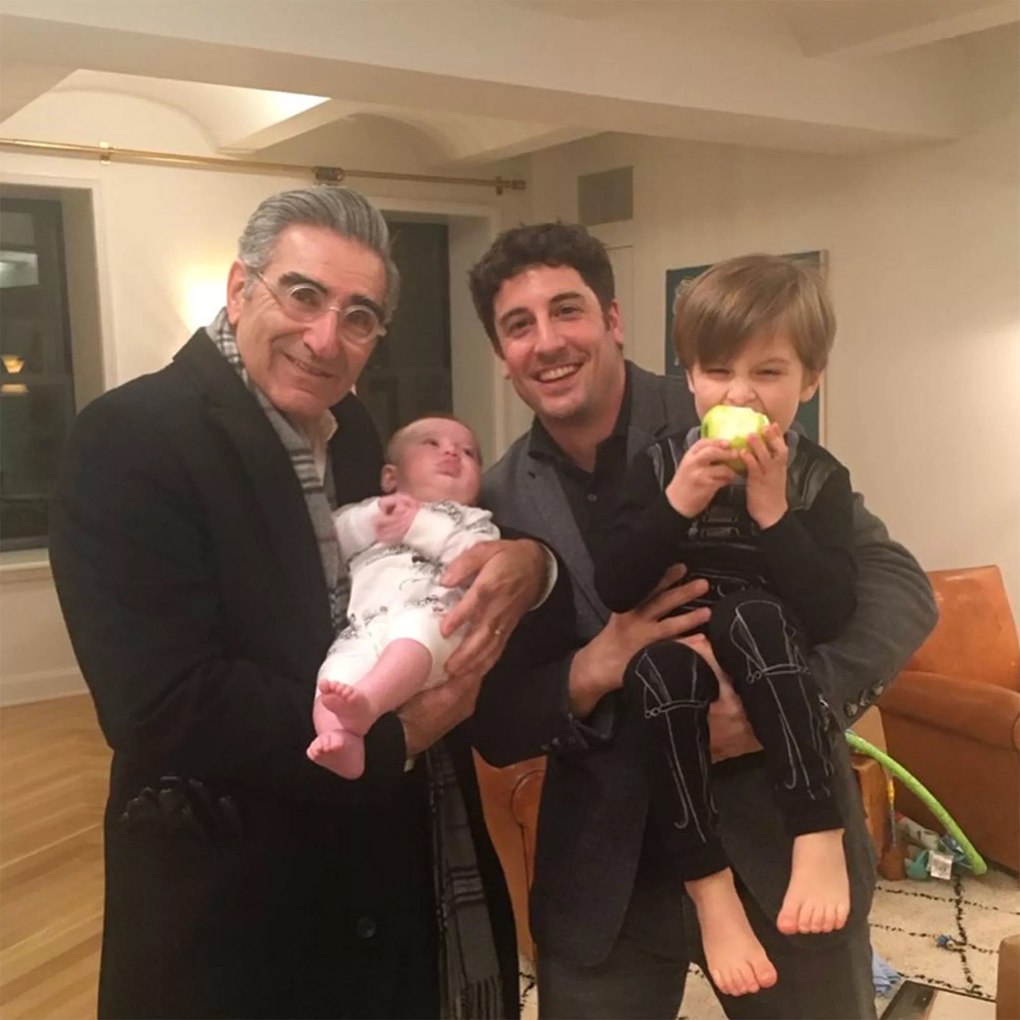 jason-biggs-babies.jpg