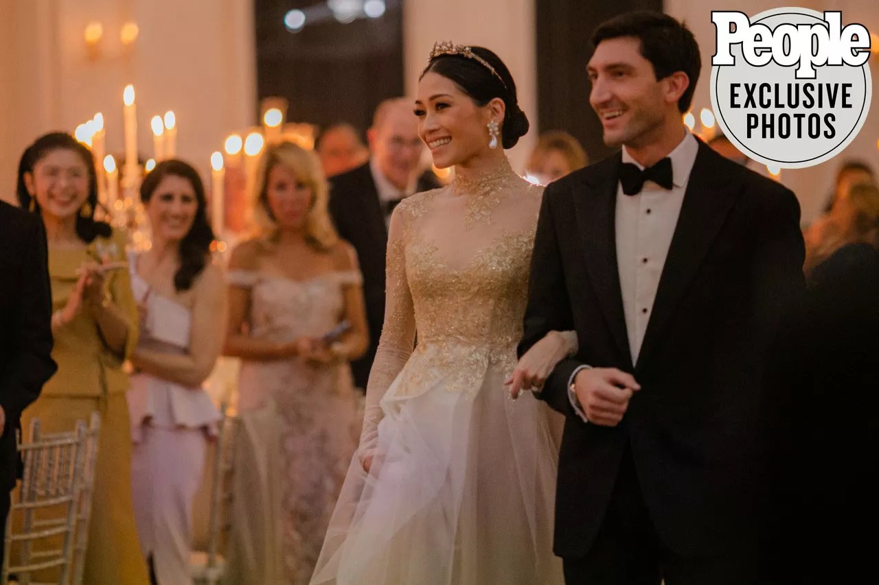 Olympic medalist Evan Lysacek with his new wife, Dang Bodiratnangkura