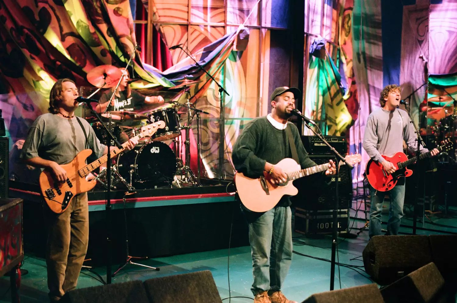 Hootie &amp; the Blowfish: bassist Dean Felber, drummer Jim Sonefeld, lead singer Darius Rucker, lead guitarist Mark Bryan on December 27, 1994