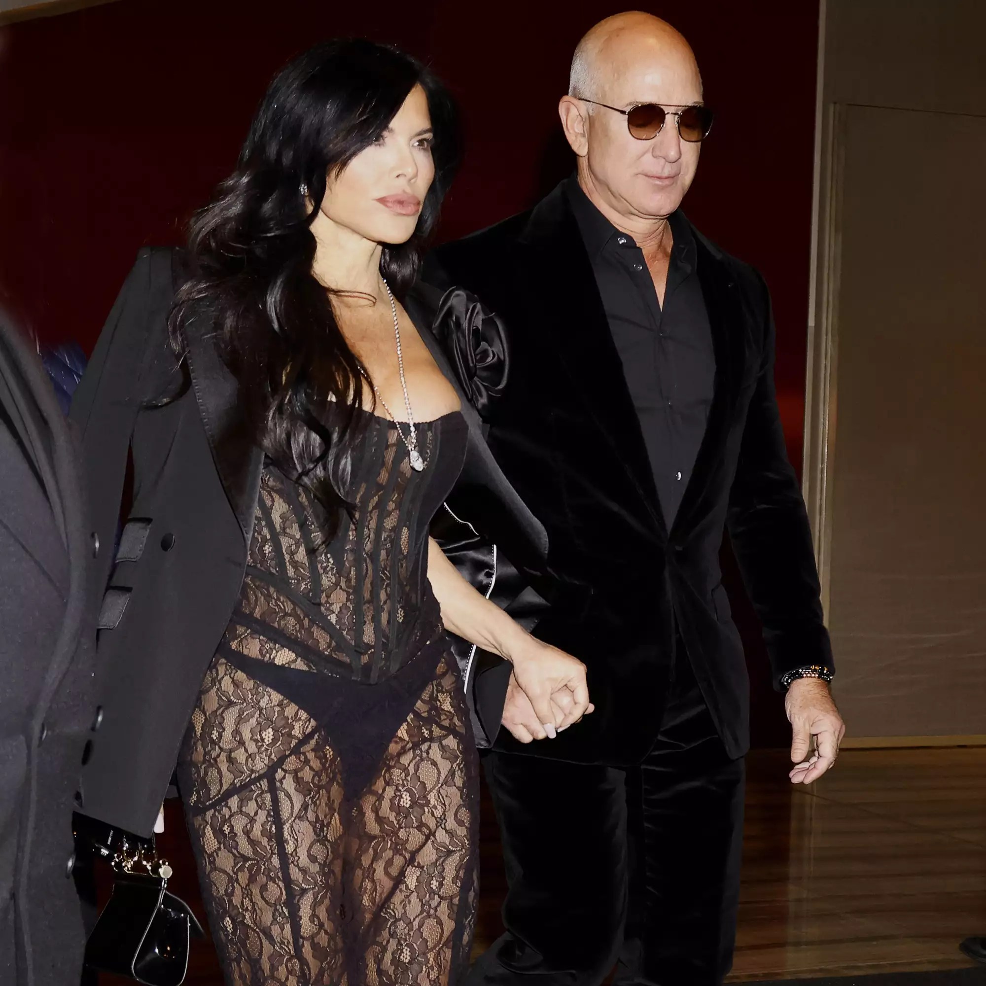 Jeff Bezos and wife Lauren Sanchez