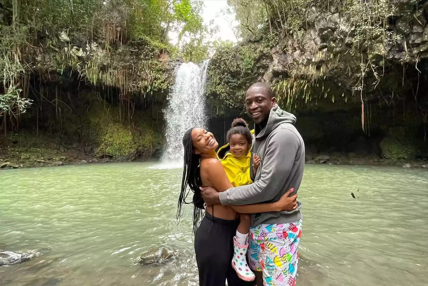 celebs on vacation Dwyane Wade, Gabrielle Union