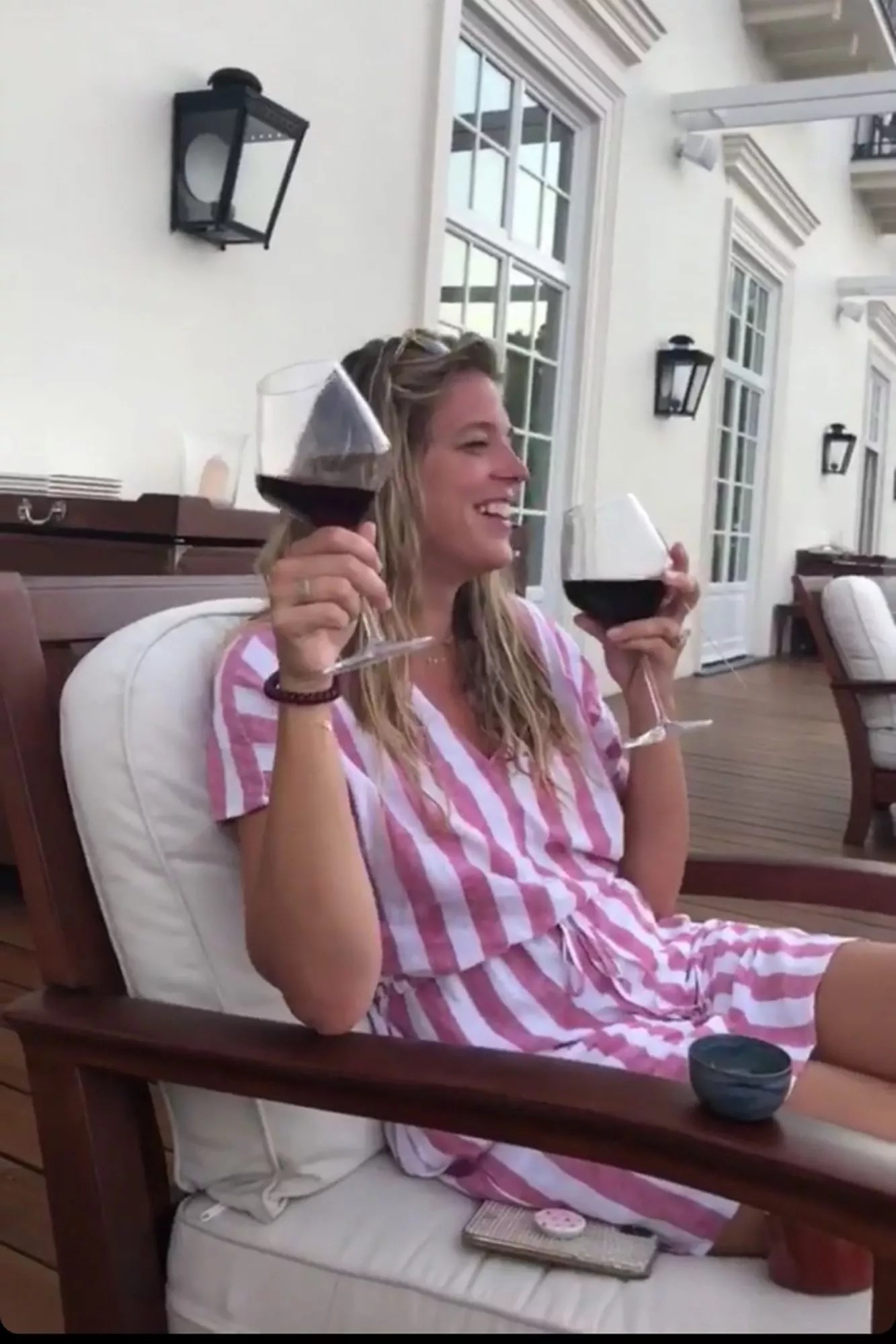 https://www.instagram.com/laur_akins/Thomas Rhett/Instagram