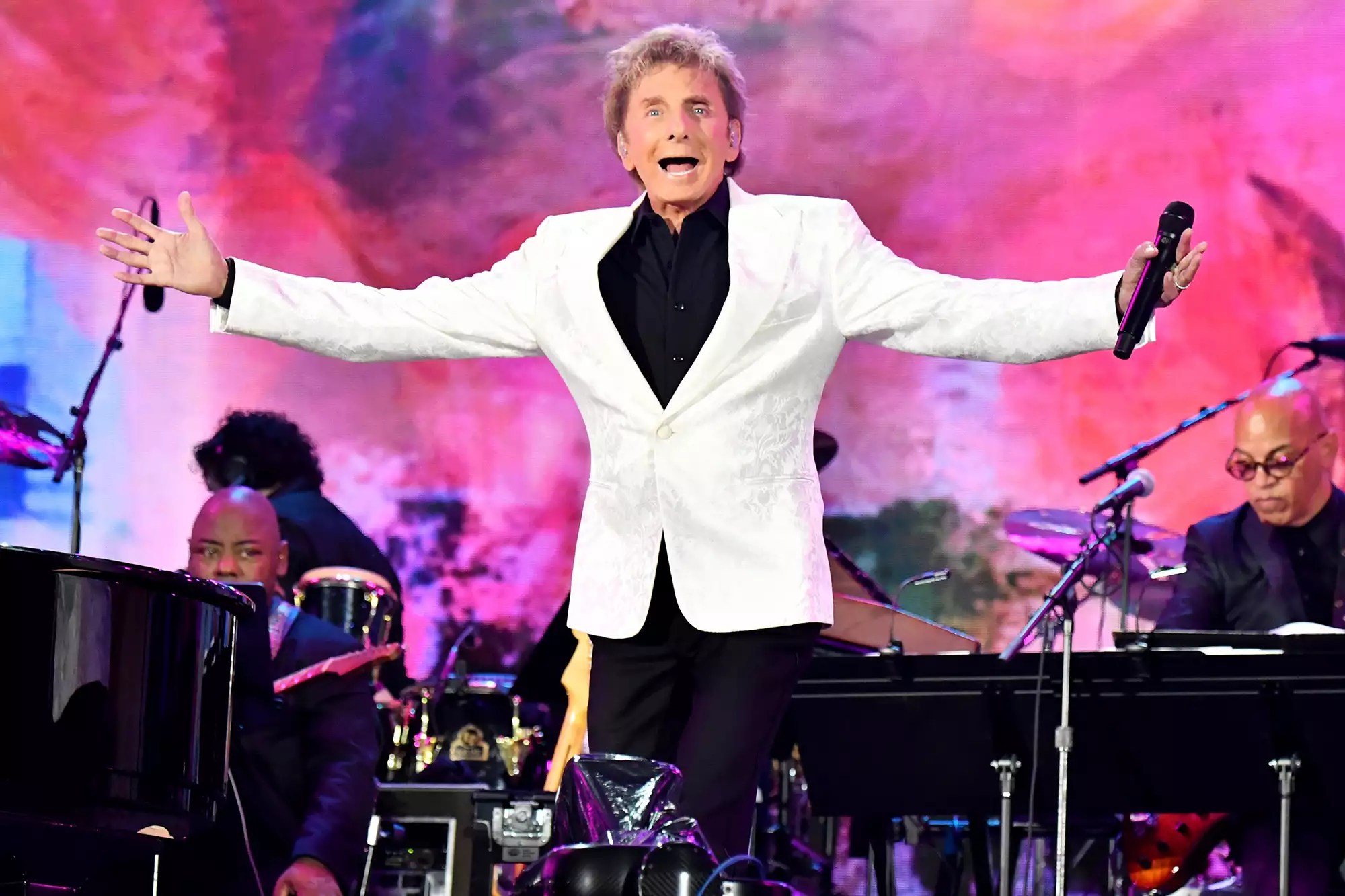 Barry Manilow performs onstage during We Love NYC: The Homecoming Concert Produced by NYC, Clive Davis, and Live Nation on August 21, 2021 in New York City.