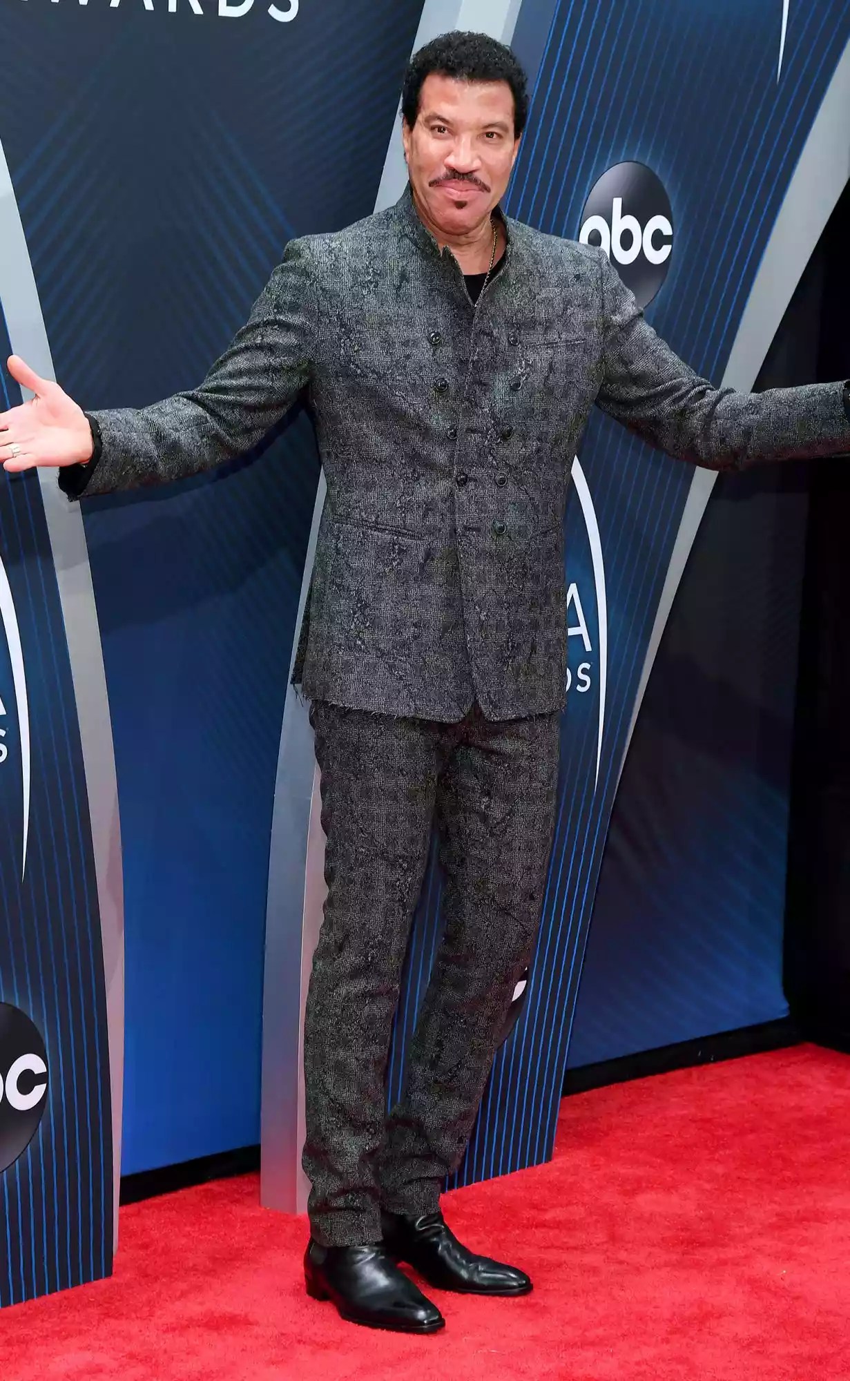 The 52nd Annual CMA Awards - Arrivals