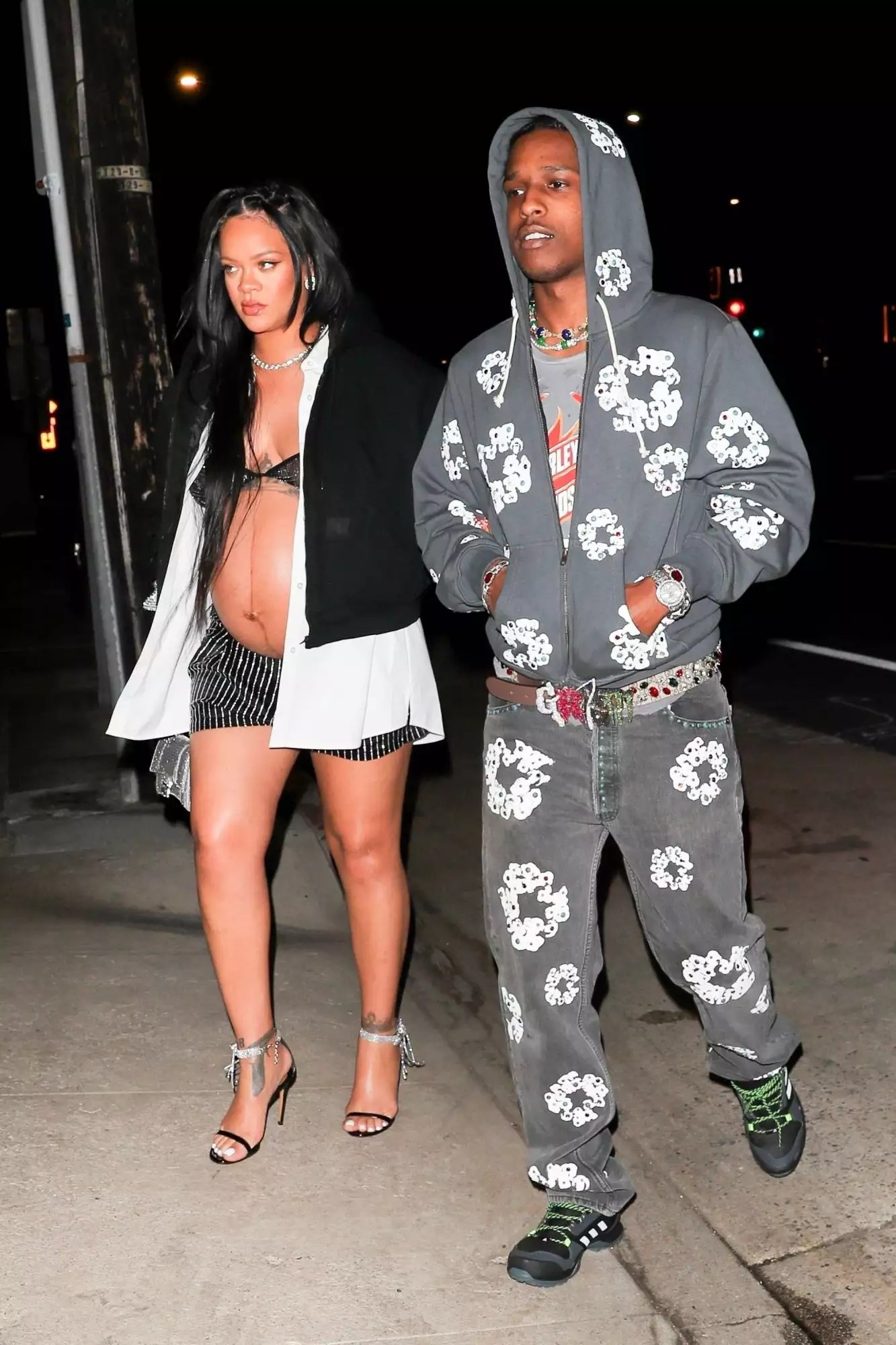 Santa Monica, CA - Parents-to-be Rihanna and ASAP Rocky take advantage of their last moments before their child is born as they step out for a dinner at Giorgio Baldi in Santa Monica. The two are seen arriving for their baby shower dinner with friends and family. Pictured: Rihanna, ASAP Rocky BACKGRID USA 24 APRIL 2022 USA: +1 310 798 9111 / usasales@backgrid.com UK: +44 208 344 2007 / uksales@backgrid.com <em>UK Clients - Pictures Containing Children Please Pixelate Face Prior To Publication</em>