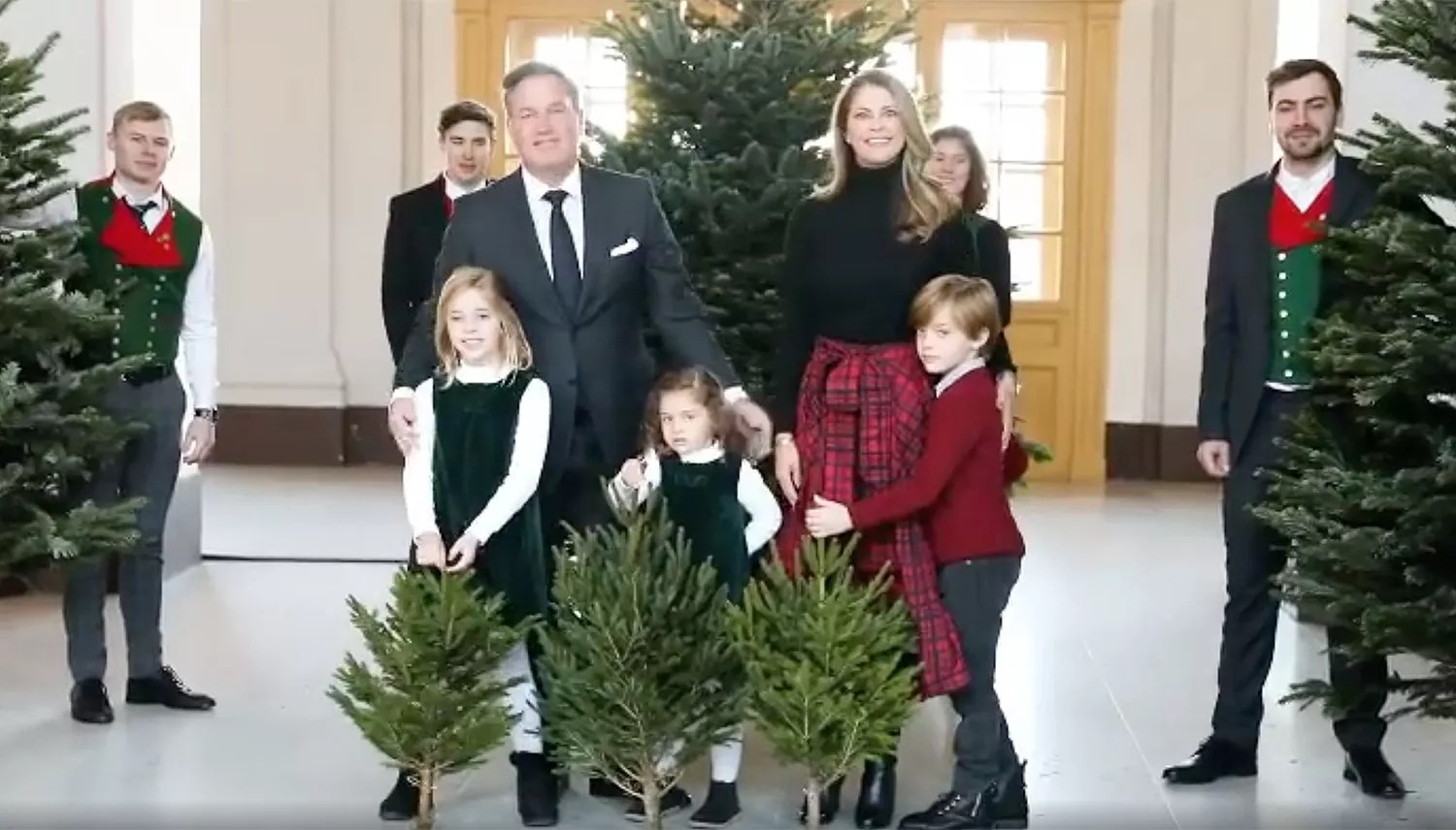 Princess Madeleine Returns to Sweden and Participates in Christmas Tradition with Entire Family