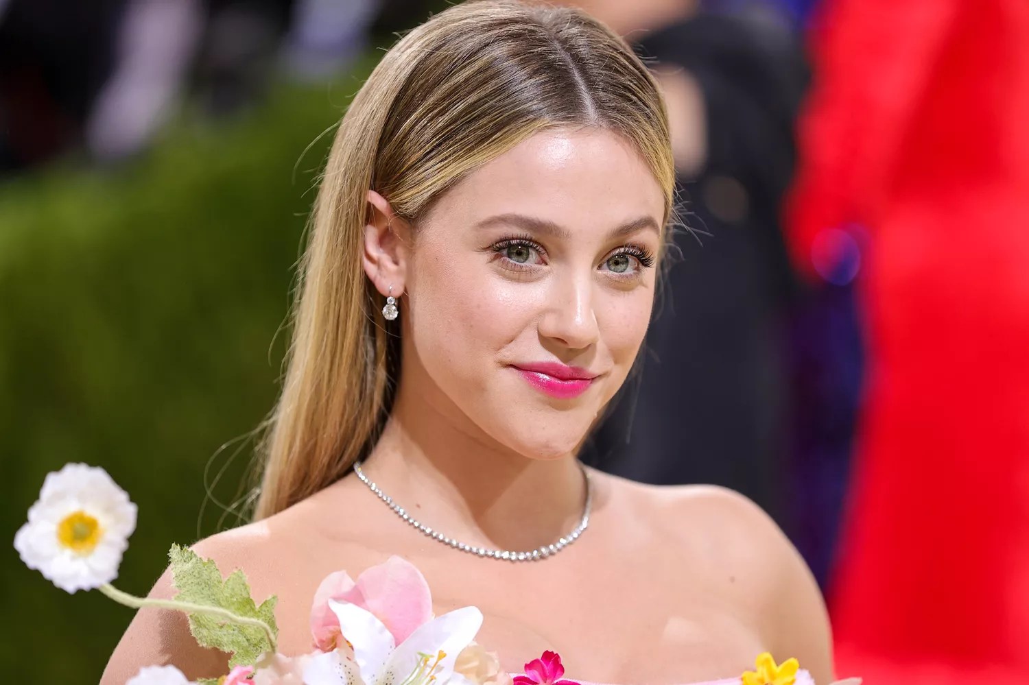 Lili Reinhart