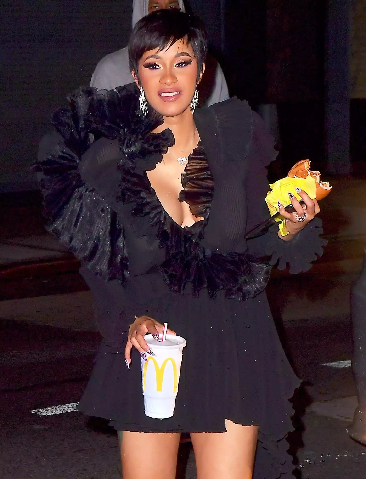 Cardi B And Offset Celebrate VMAs Win With 4am McDonalds Run In New York City