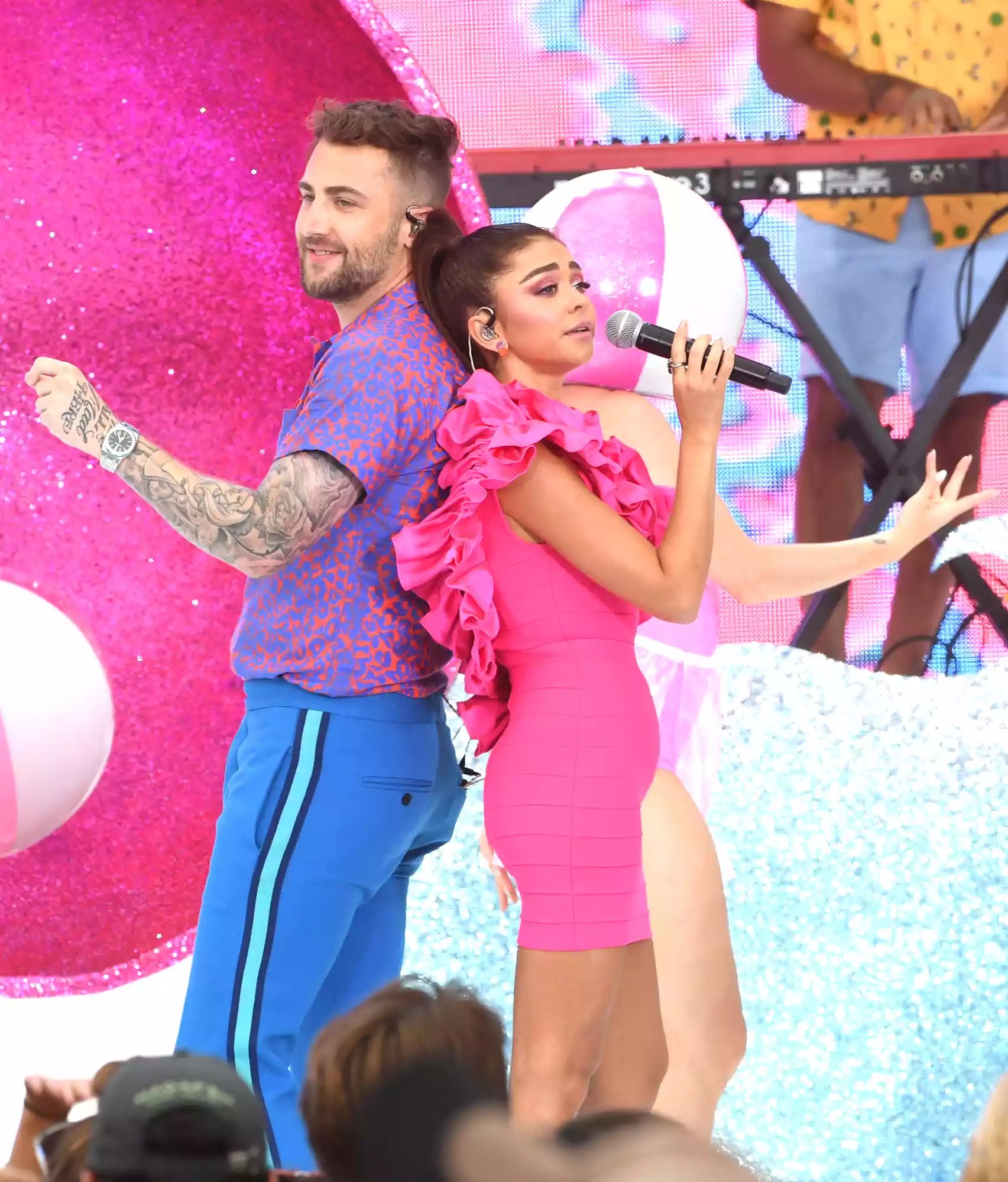 Jordan McGraw and Sarah Hyland