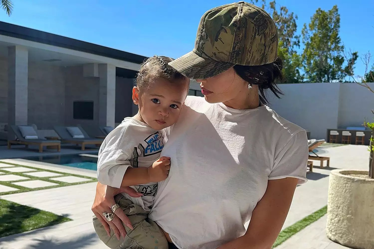 Kylie Jenner Shares Adorable Photos with Son Aire: âMy Big Boyâ