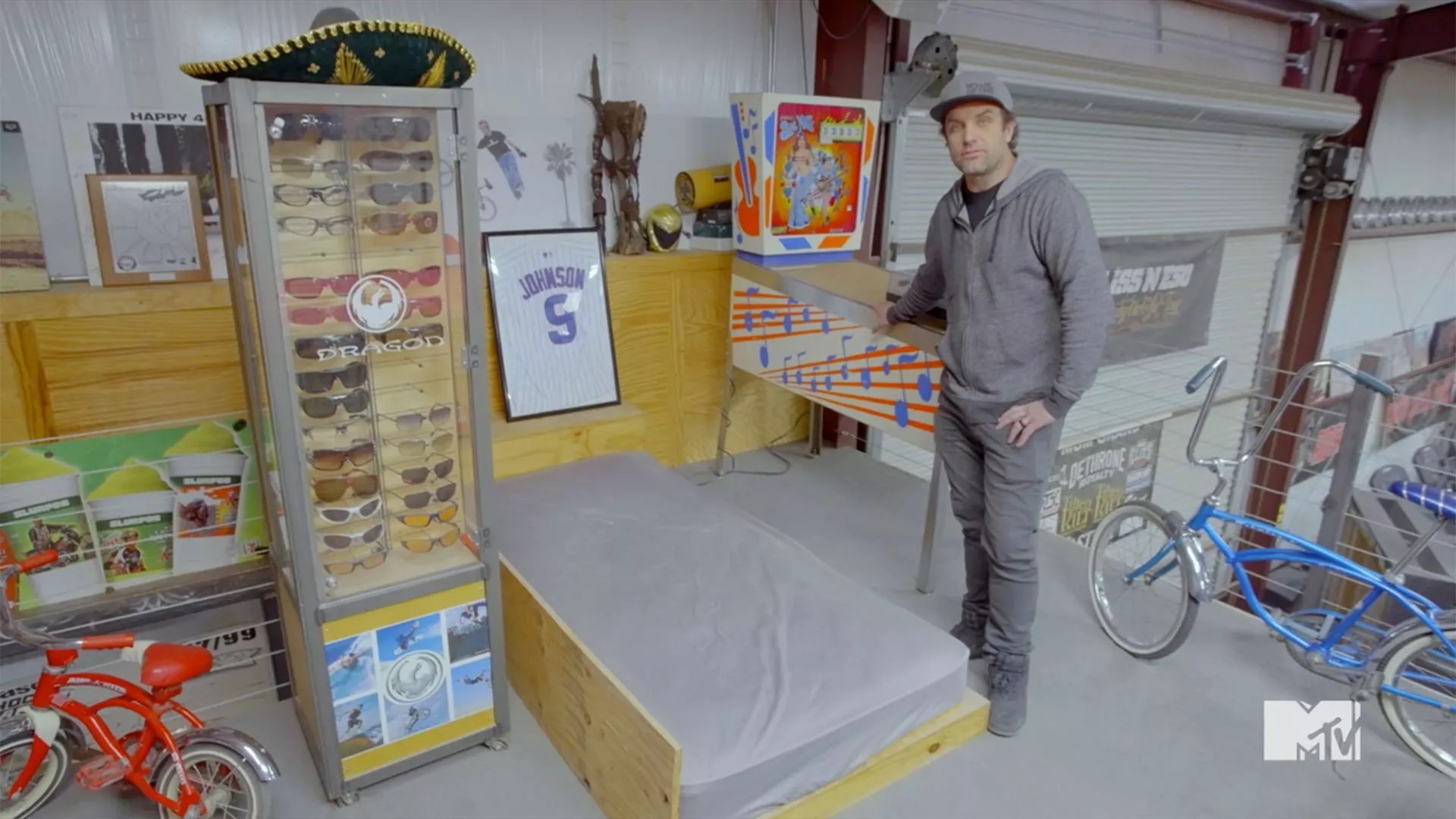 TJ Lavin MTV Cribs Sneak Peek