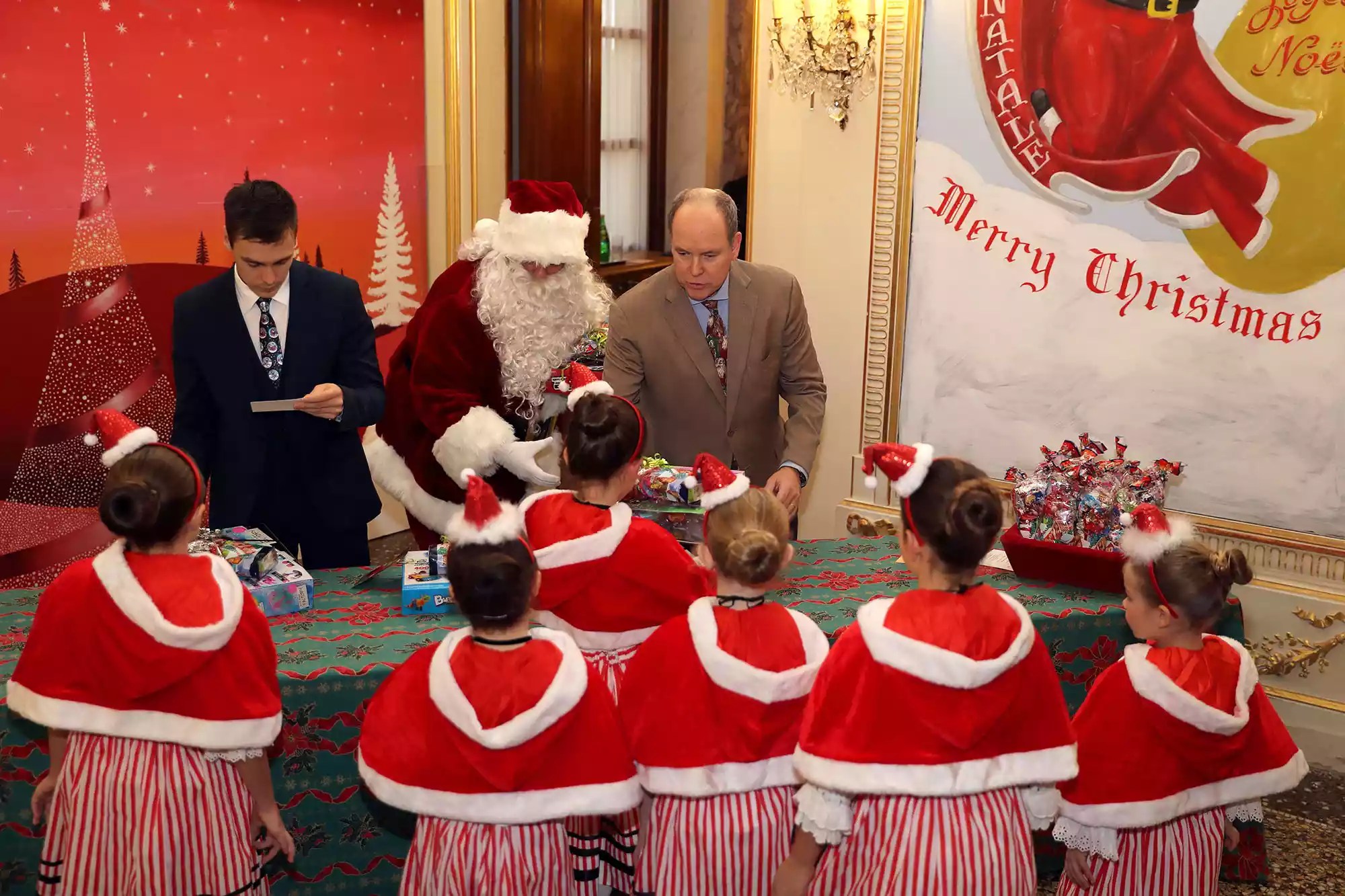 MONACO-CHRISTMAS-CHILDREN-ROYALS