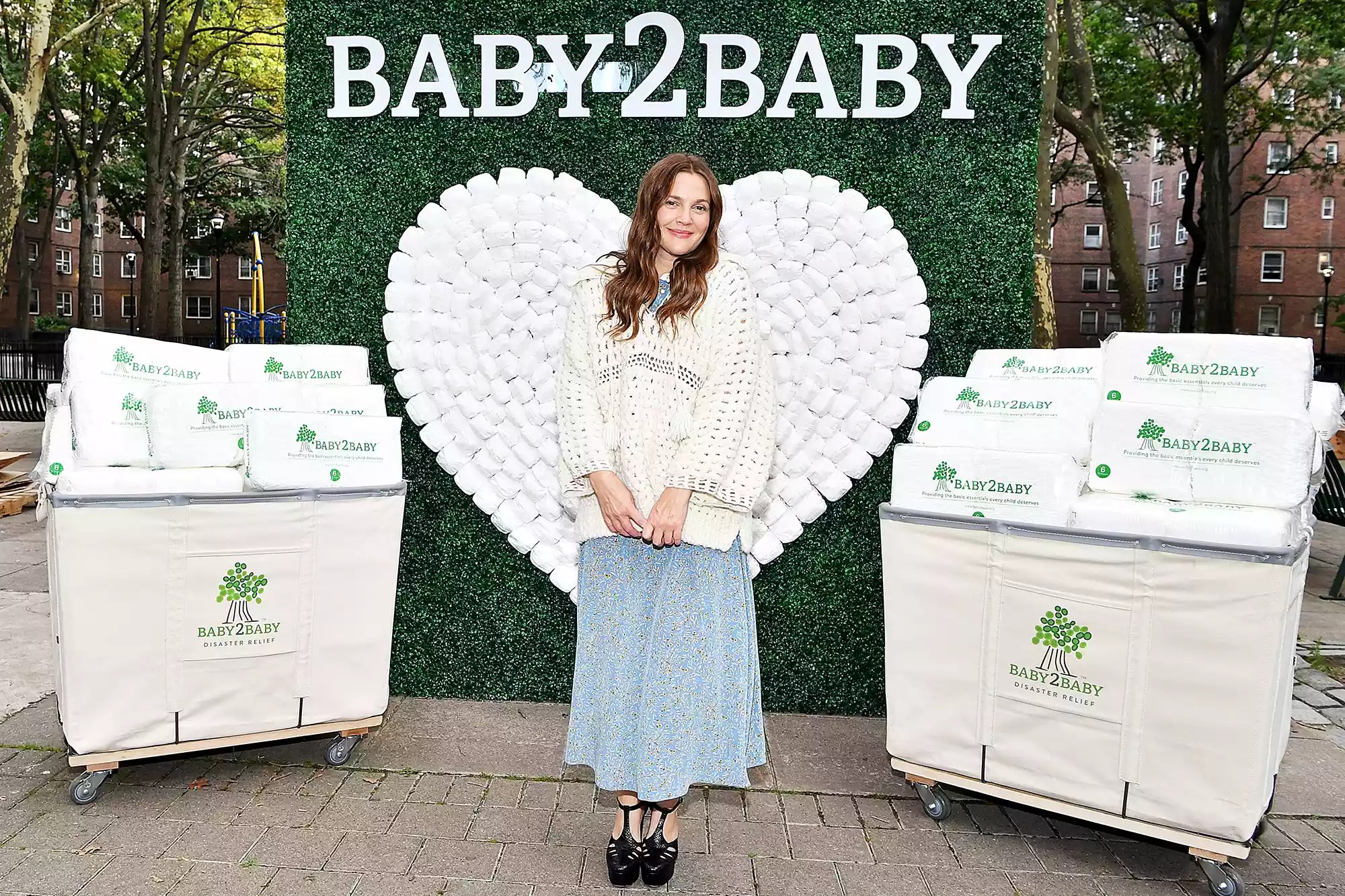 Drew Barrymore attends Baby2Baby Hearts NY - A Covid Relief Diaper Distribution Hosted By Drew Barrymore on September 29, 2021 in New York City