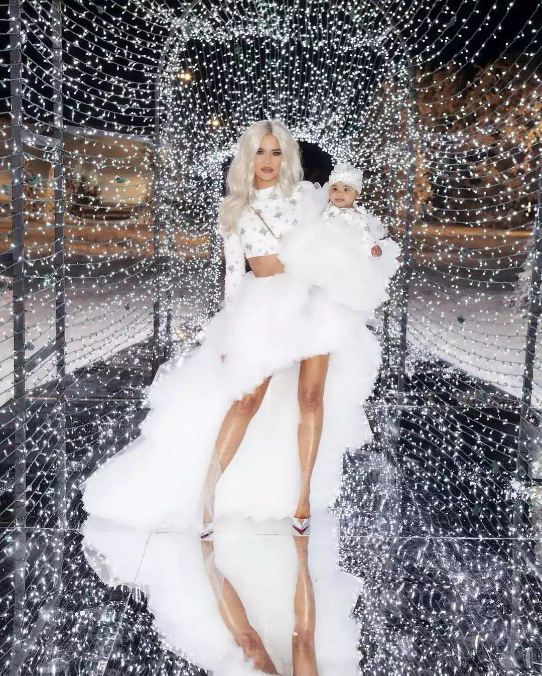 https://www.instagram.com/p/Br2oPj_AA0a/Khloe Kardashian/Instagram