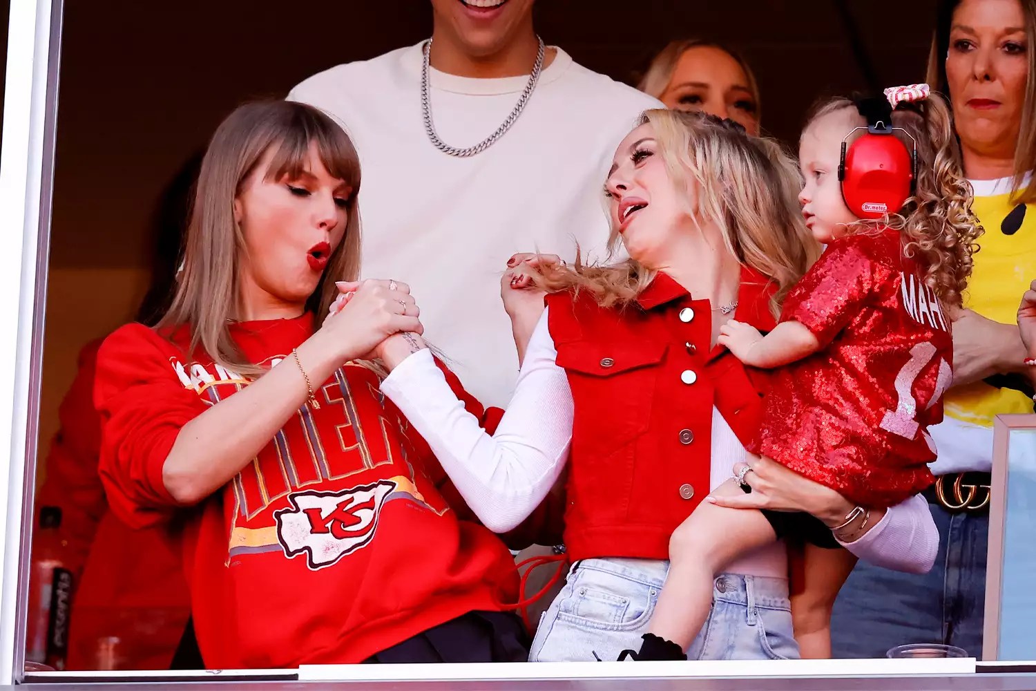 Taylor Swift and Brittany Mahomes Handshake