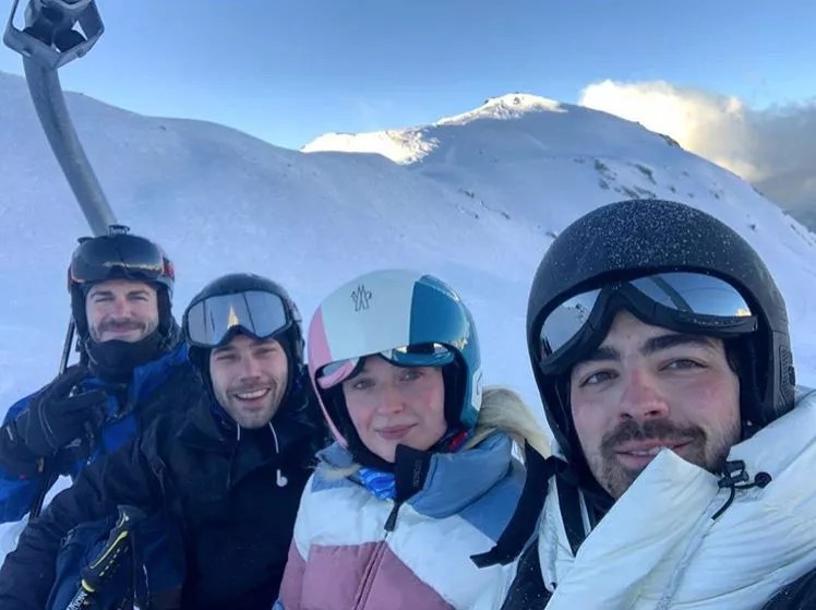 joe-jonas-sophie-turner-skiing