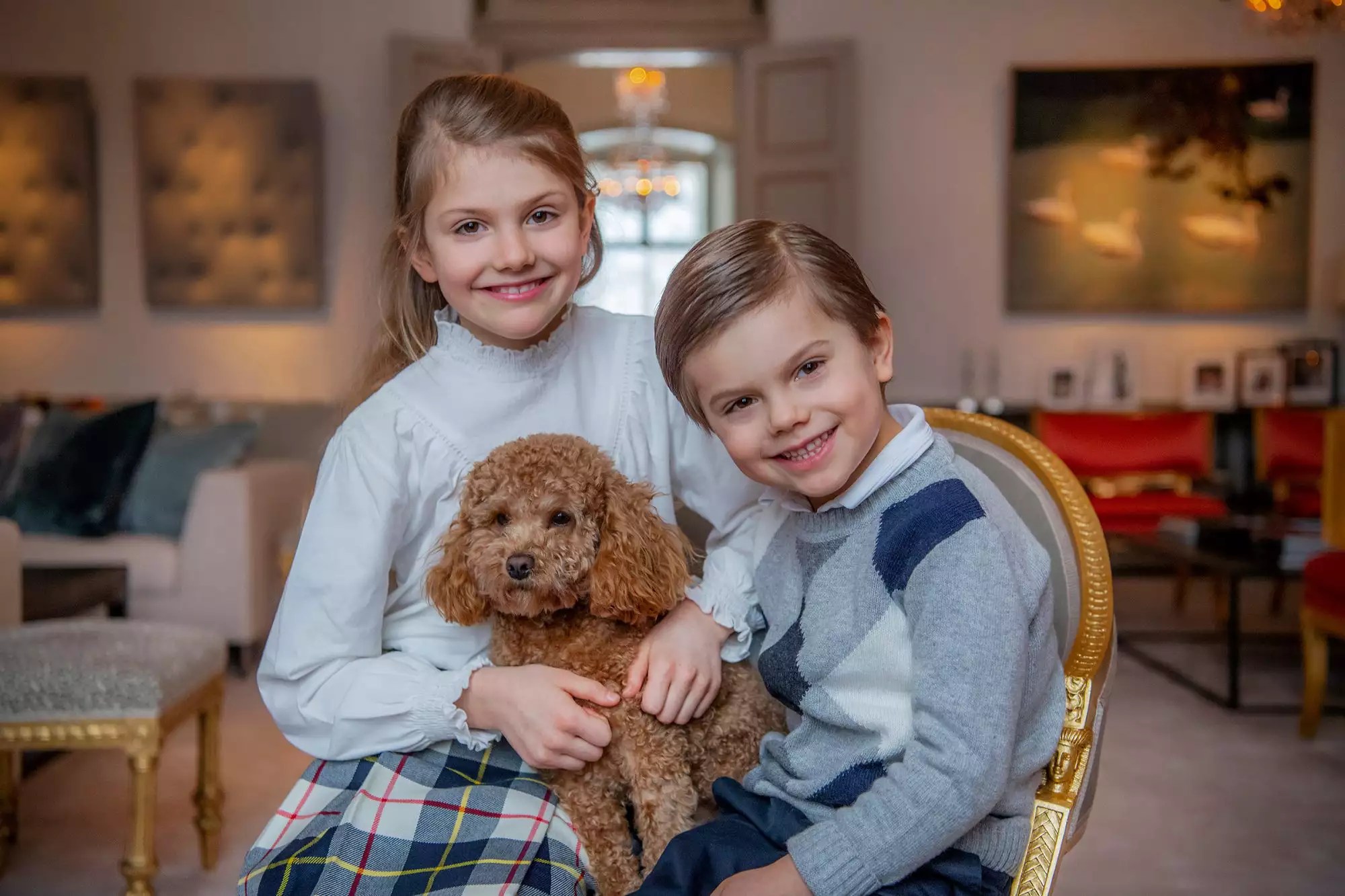 Princess Estelle, Prince Oscar and the Crown Princess family&rsquo;s dog Rio