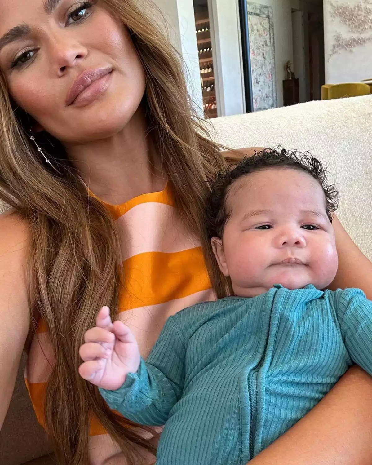 Chrissy Teigen kids post