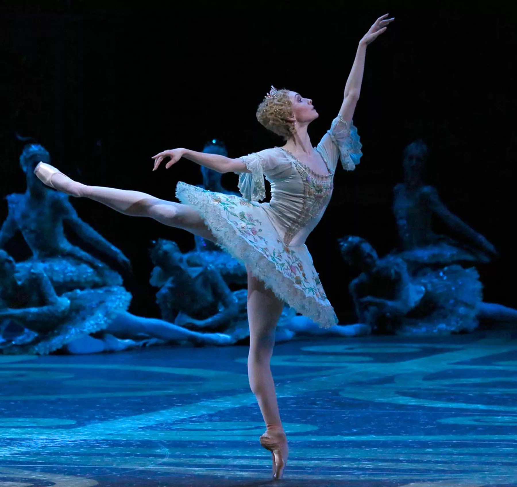 dy-sleepingb-olga-smirnova-pointe_1000