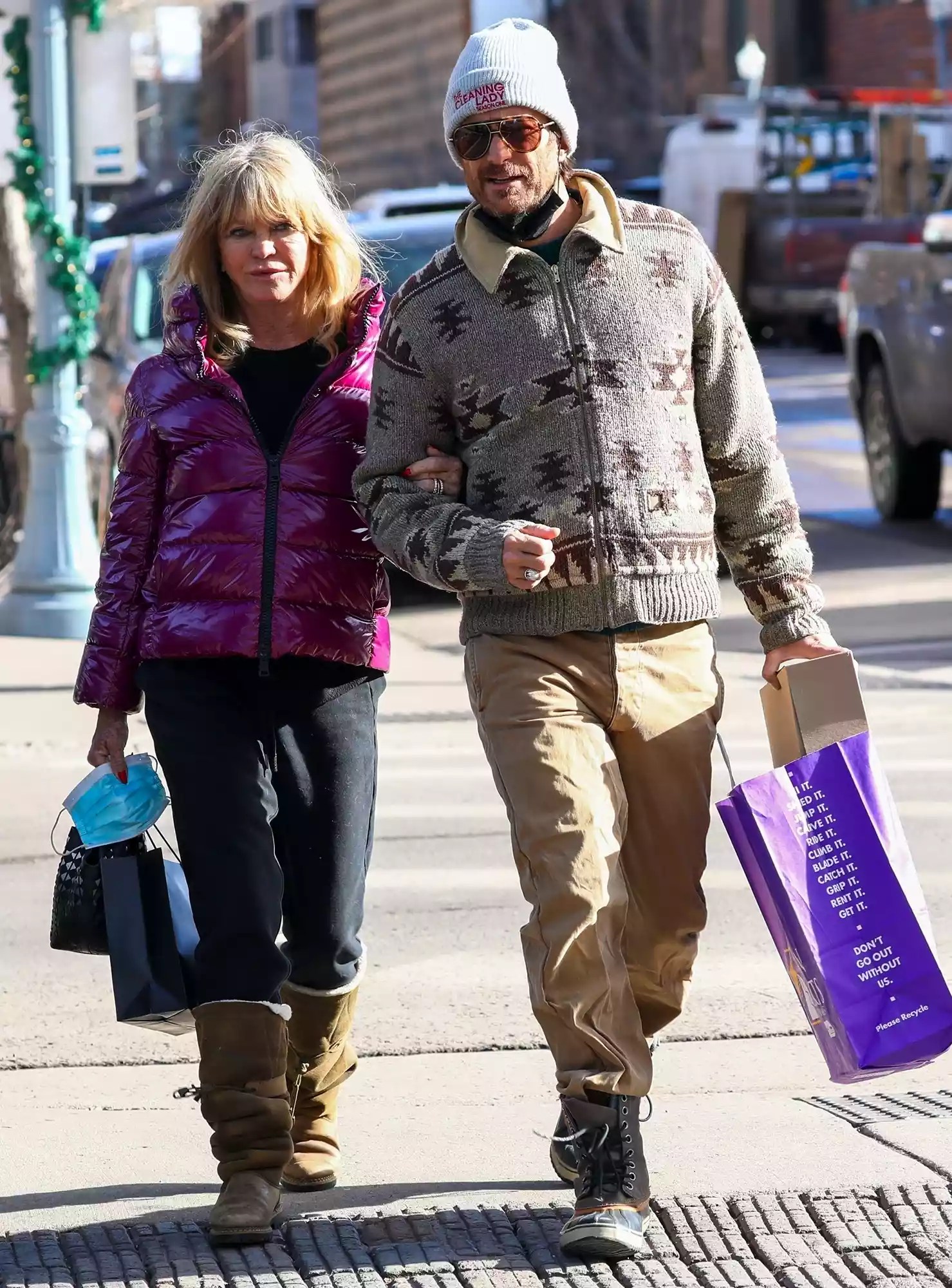 Goldie Hawn and her son Oliver Hudson