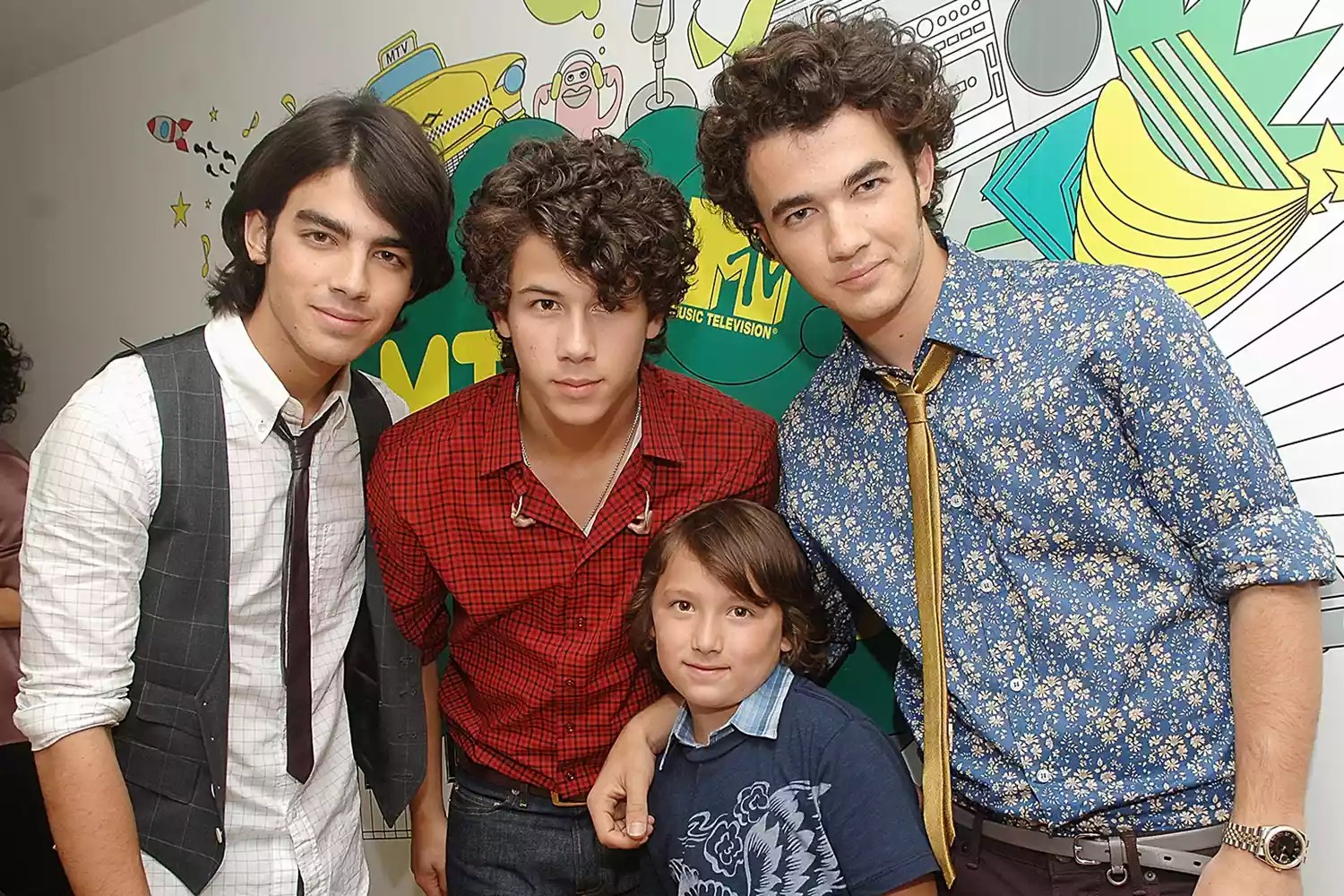 Joe Jonas, Nick Jonas and Kevin Jonas of The Jonas Brothers with Frankie Jonas visits MTV&rsquo;s &ldquo;TRL&rdquo; at MTV studios on August 12, 2008