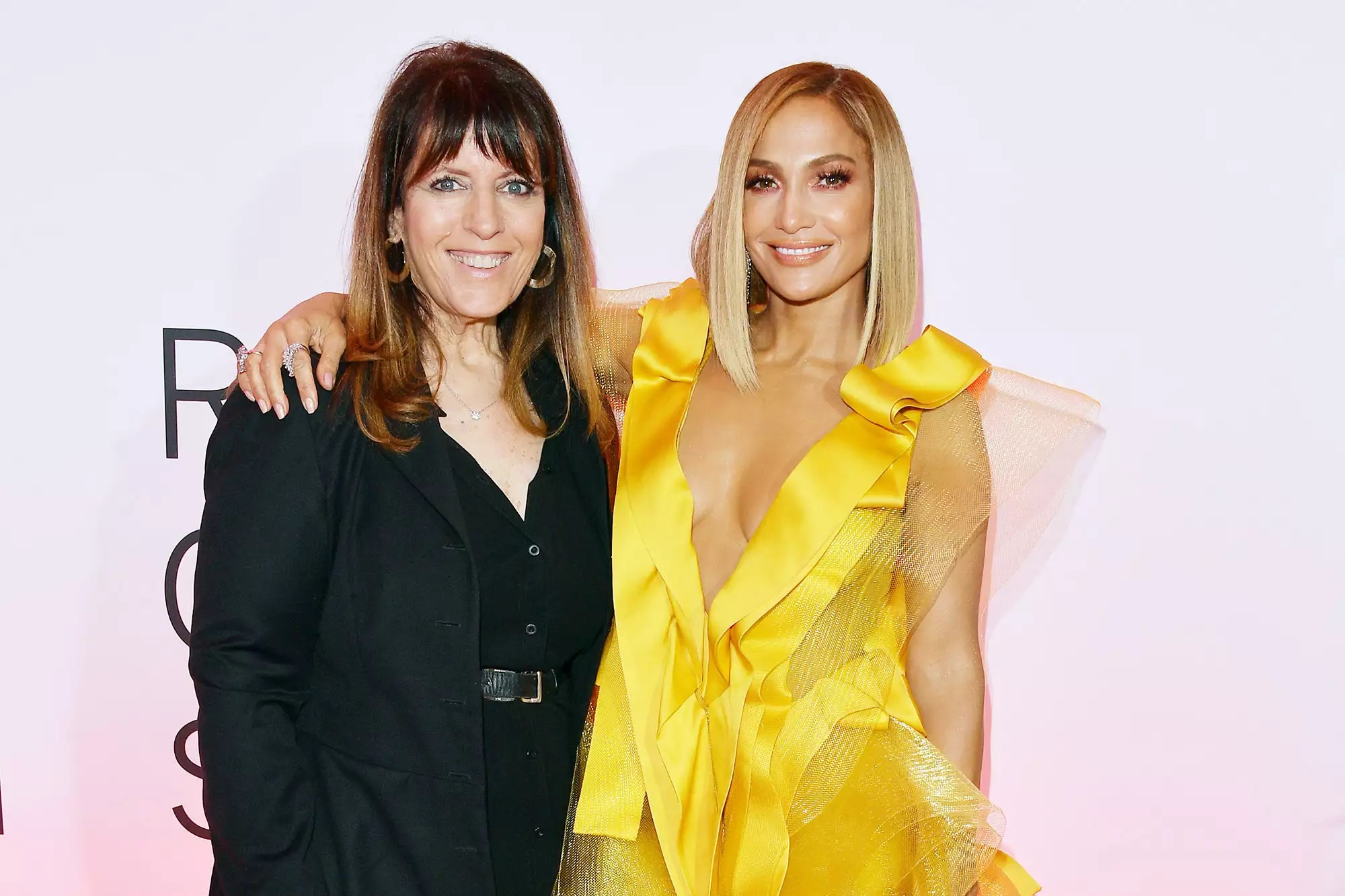 Elaine Goldsmith-Thomas and Jennifer Lopez