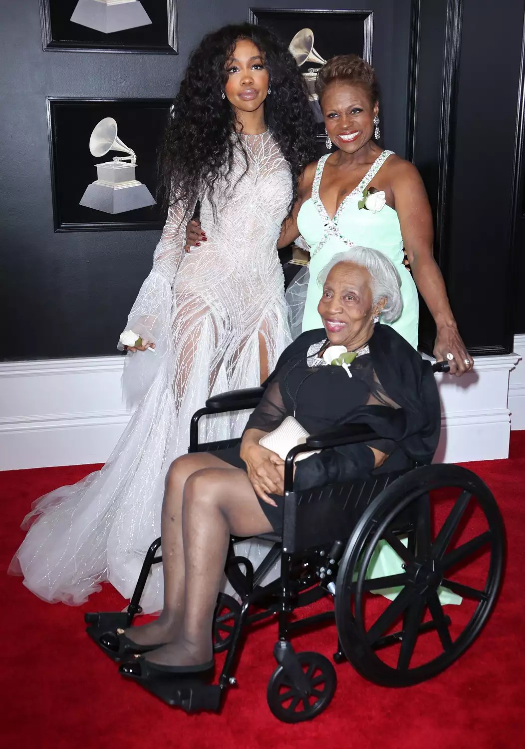 All About SZA&rsquo;s Parents, Audrey and Abdul Mubarak-Rowe