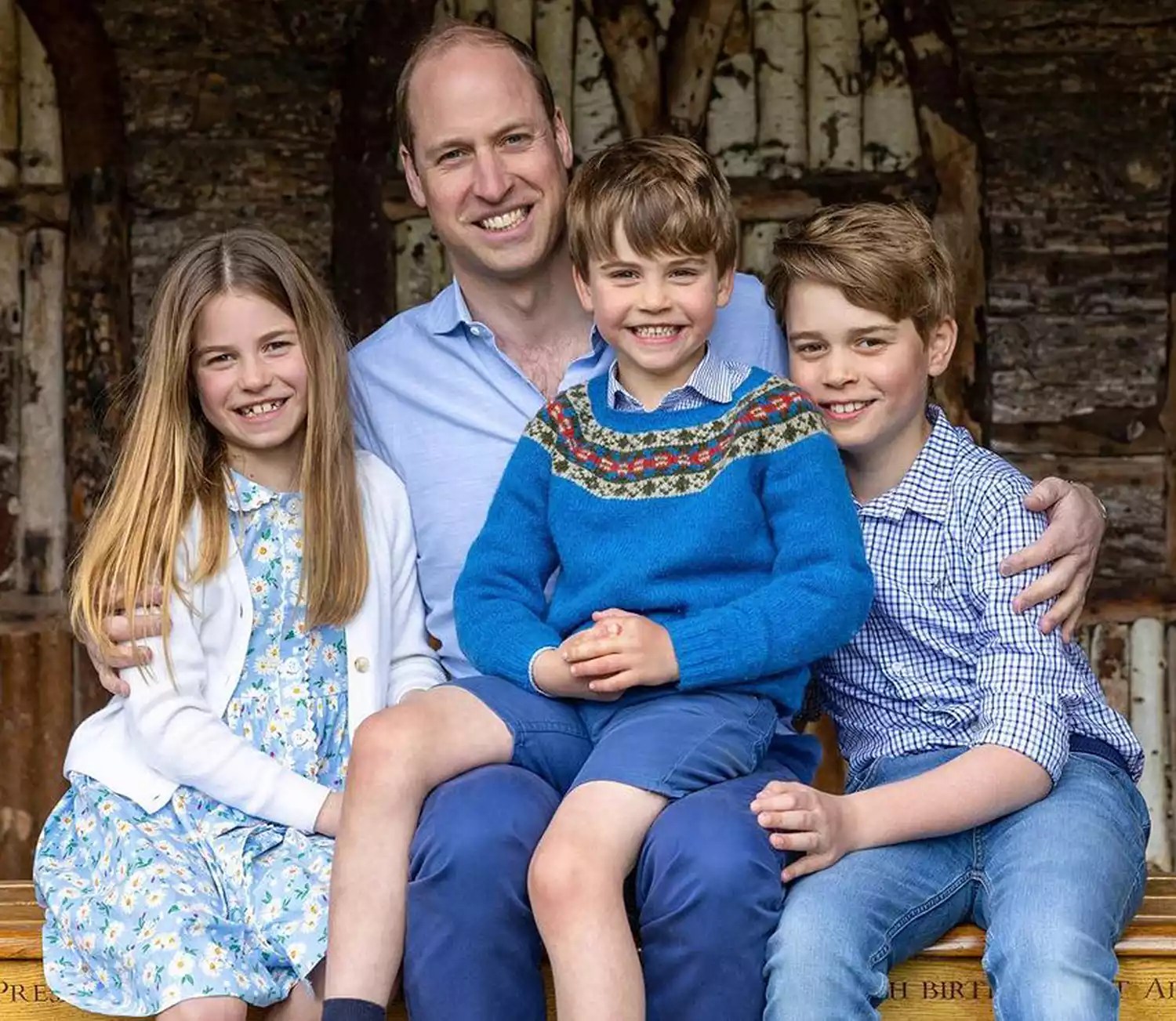 Prince William Shares Second Father&rsquo;s Day Shot Featuring Prince George, Princess Charlotte and Prince Louis â See the Photo!