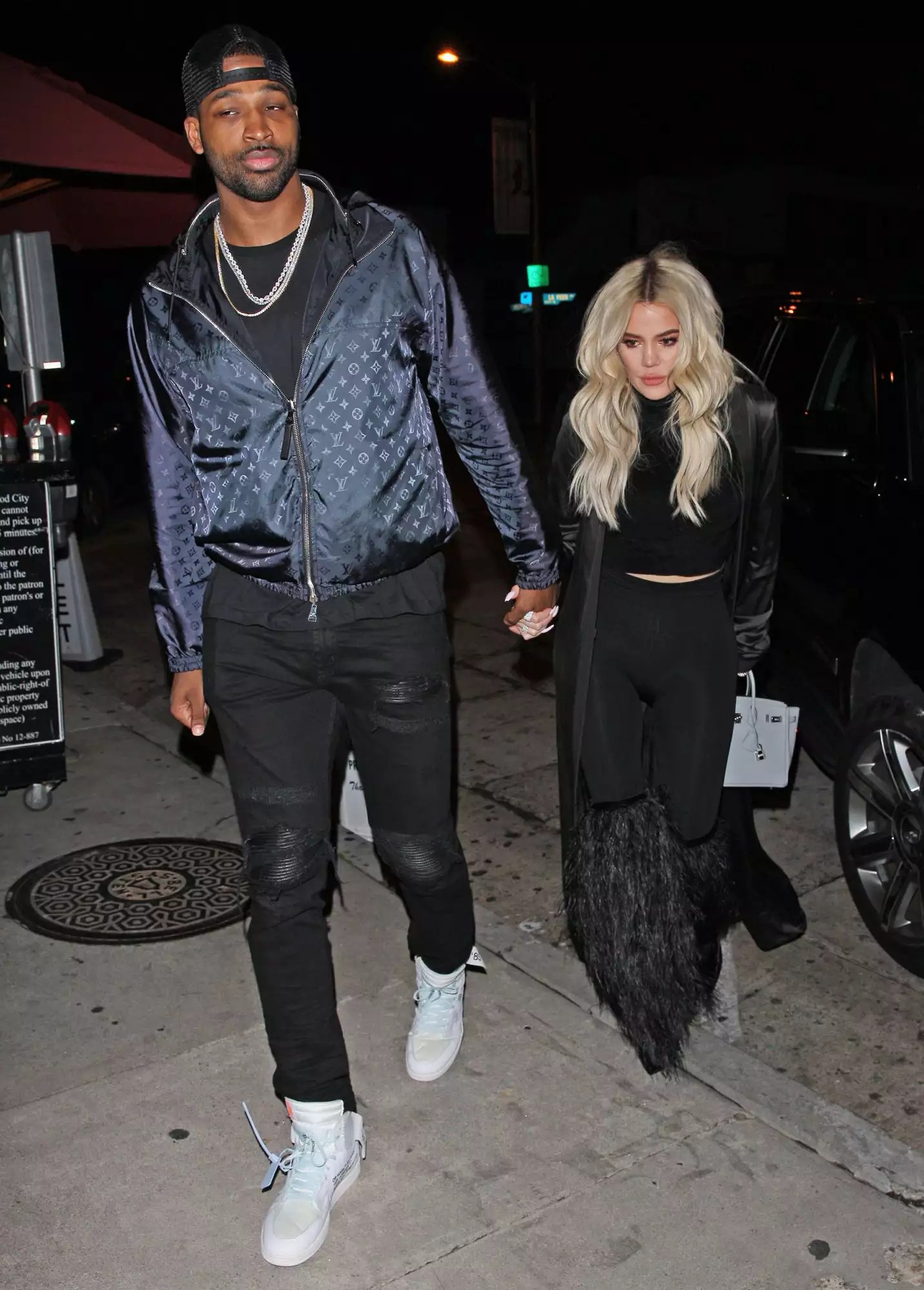 Khlo? Kardashian And Tristan Thompson Head To LA Hot Spots Craig&rsquo;s For Dinner