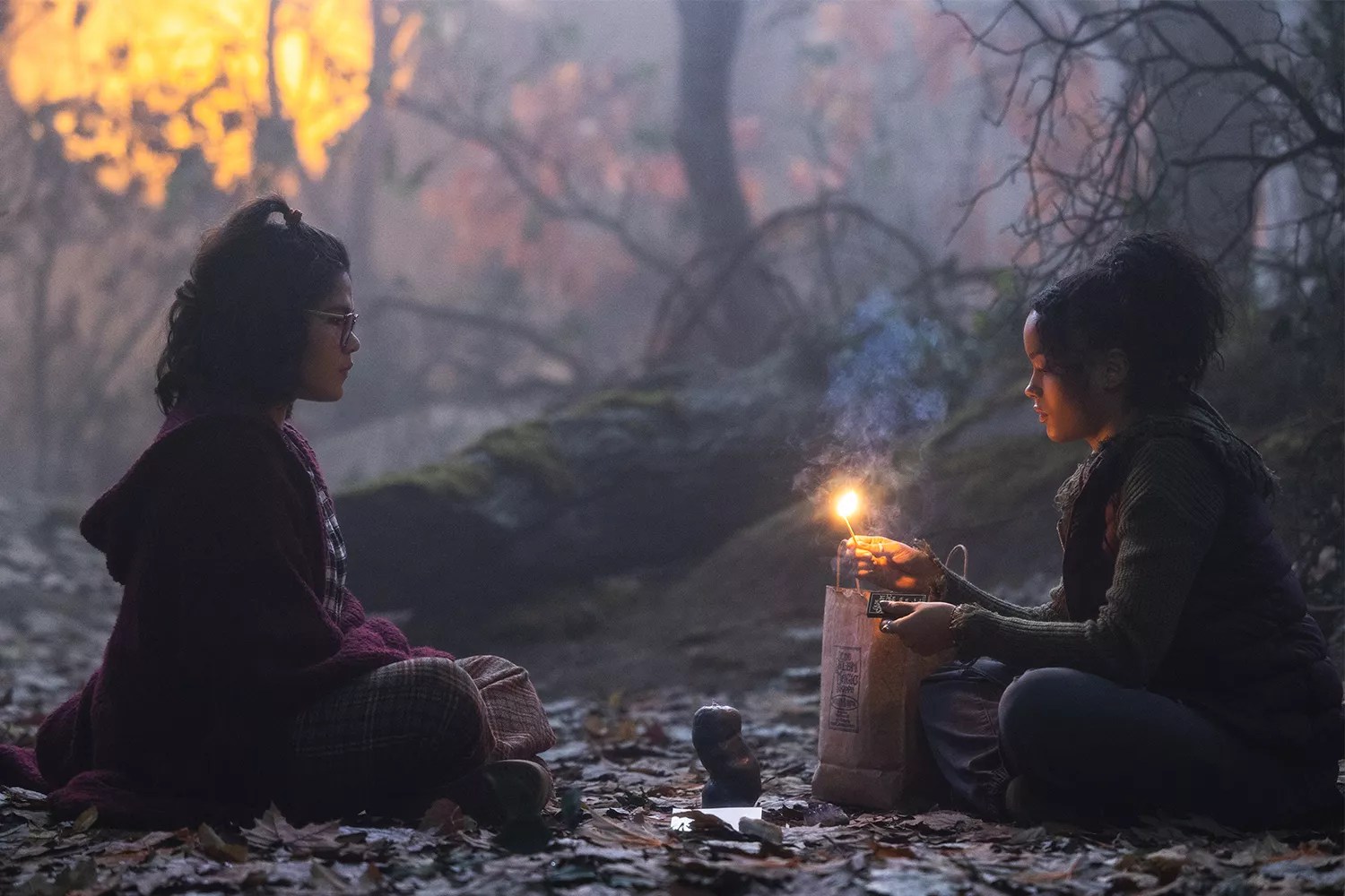 (L-R): Belissa Escobedo as Izzy and Whitney Peak as Becca in Disney&rsquo;s live-action HOCUS POCUS 2, exclusively on Disney+.