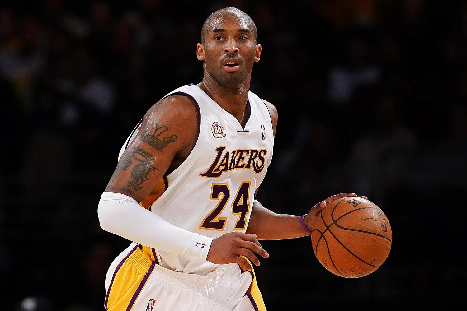 Kobe Bryant #24 of the Los Angeles Lakers drives the ball upcourt during the game against the Cleveland Cavaliers at Staples Center on January 27, 2008
