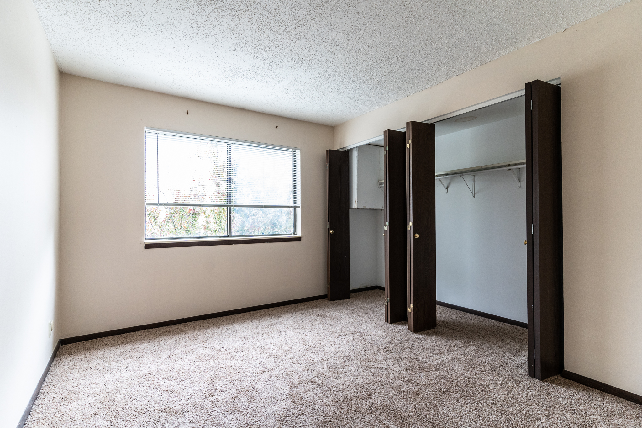 Nordic Villa Apartments Peoria, IL Professional Leasing Services, Inc.