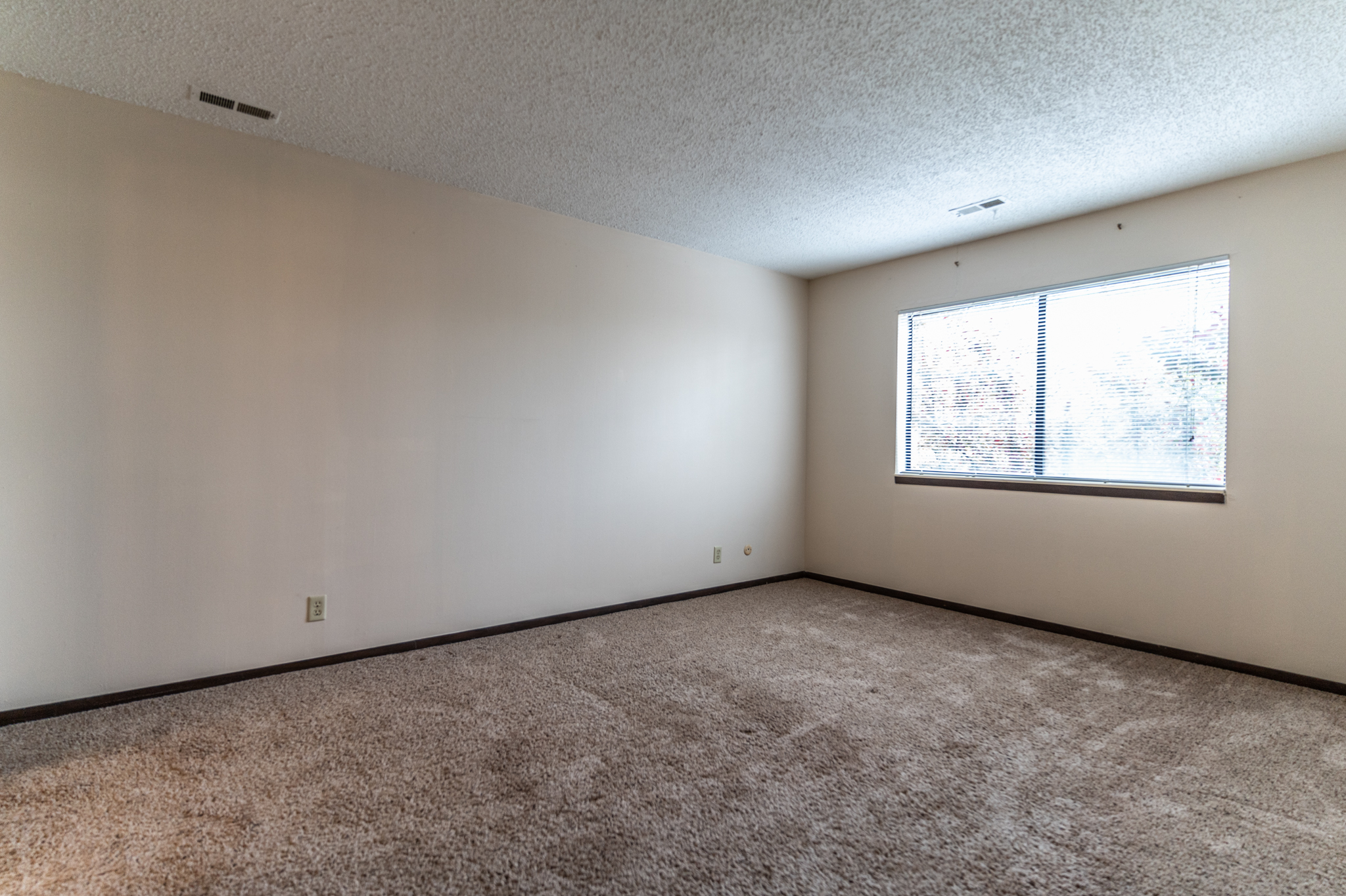 Nordic Villa Apartments Peoria, IL Professional Leasing Services, Inc.