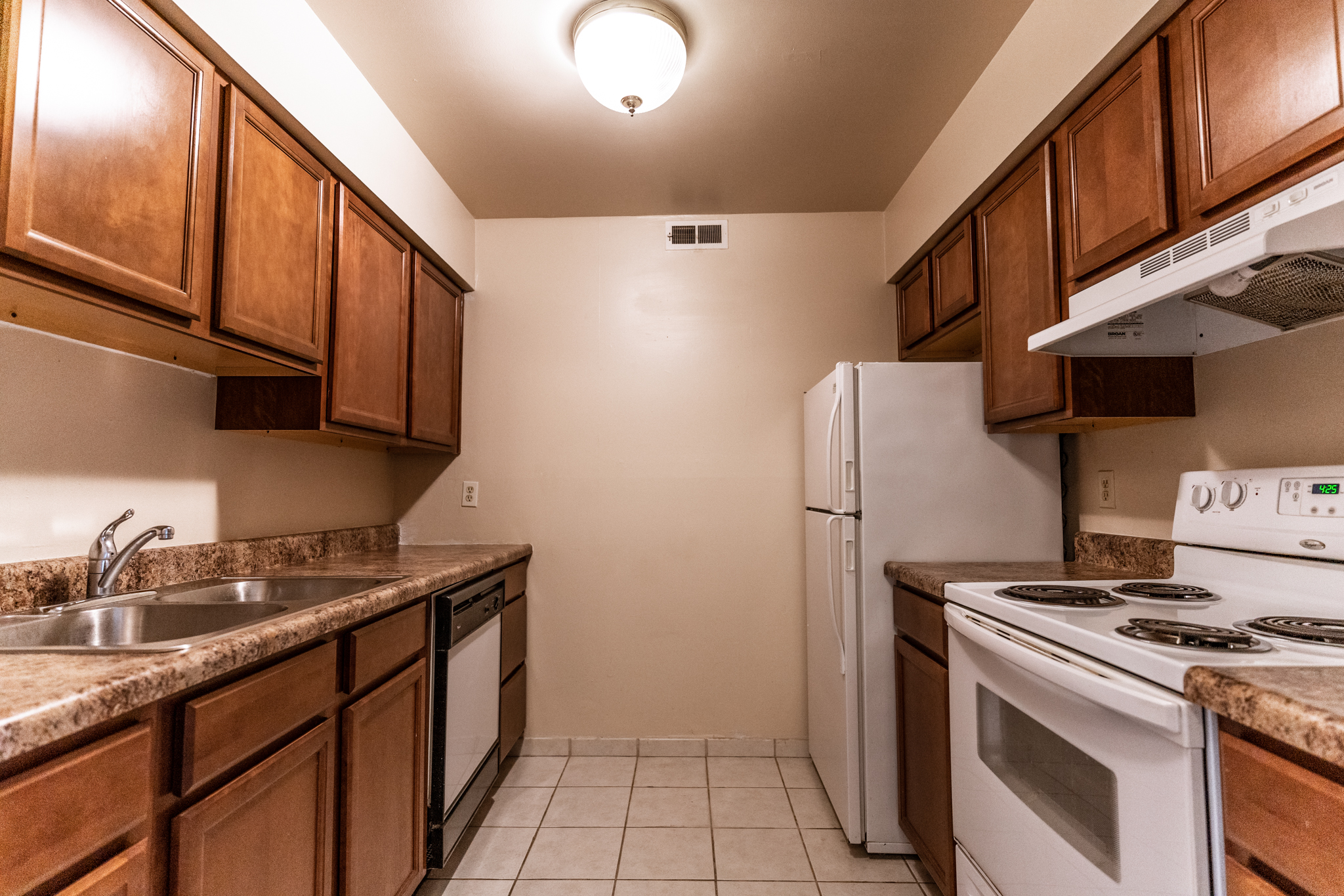 Nordic Villa Apartments Peoria, IL Professional Leasing Services, Inc.