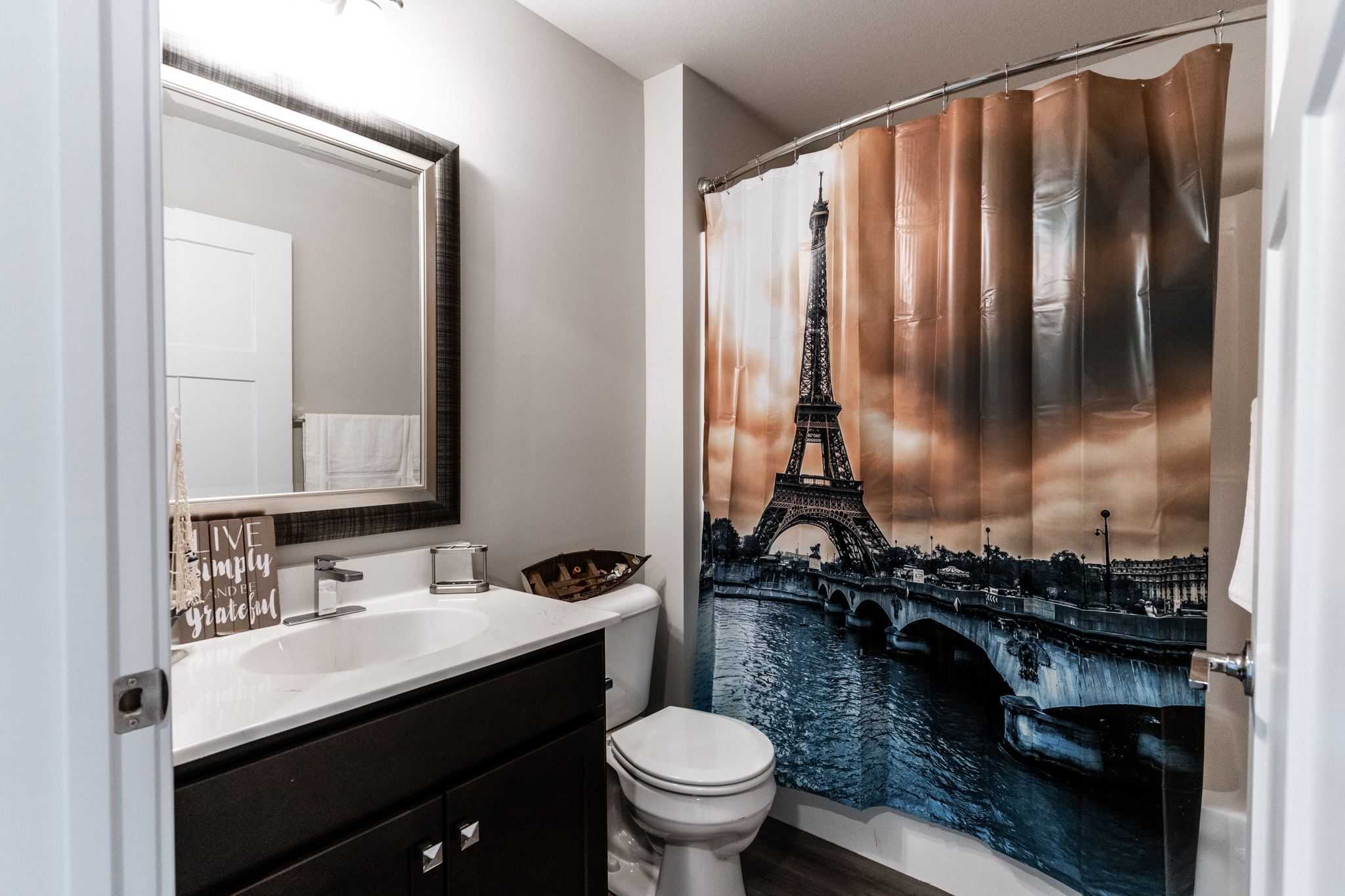 The Crossings Apartments Peoria, IL Professional Leasing Services, Inc.